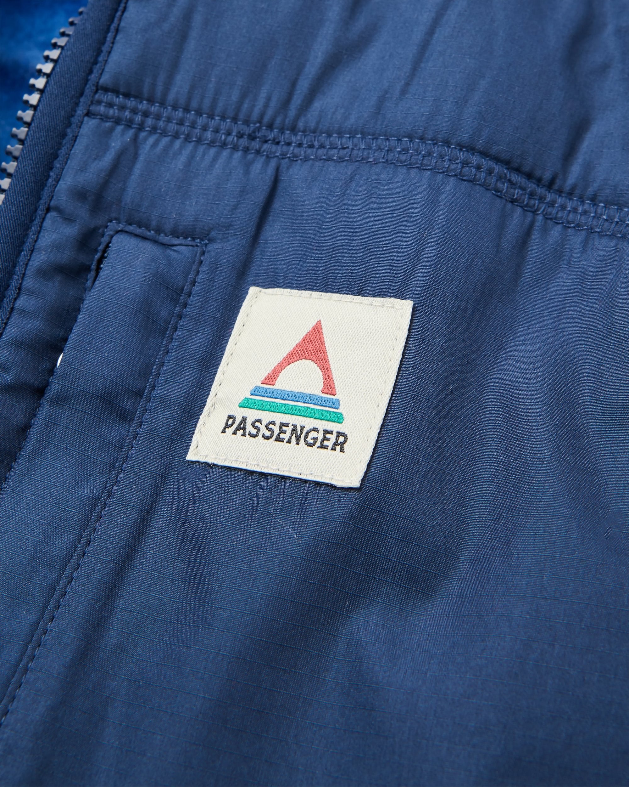 Offgrid 1/2 Zip Sherpa Fleece - Tracks Electric Blue - Image 2