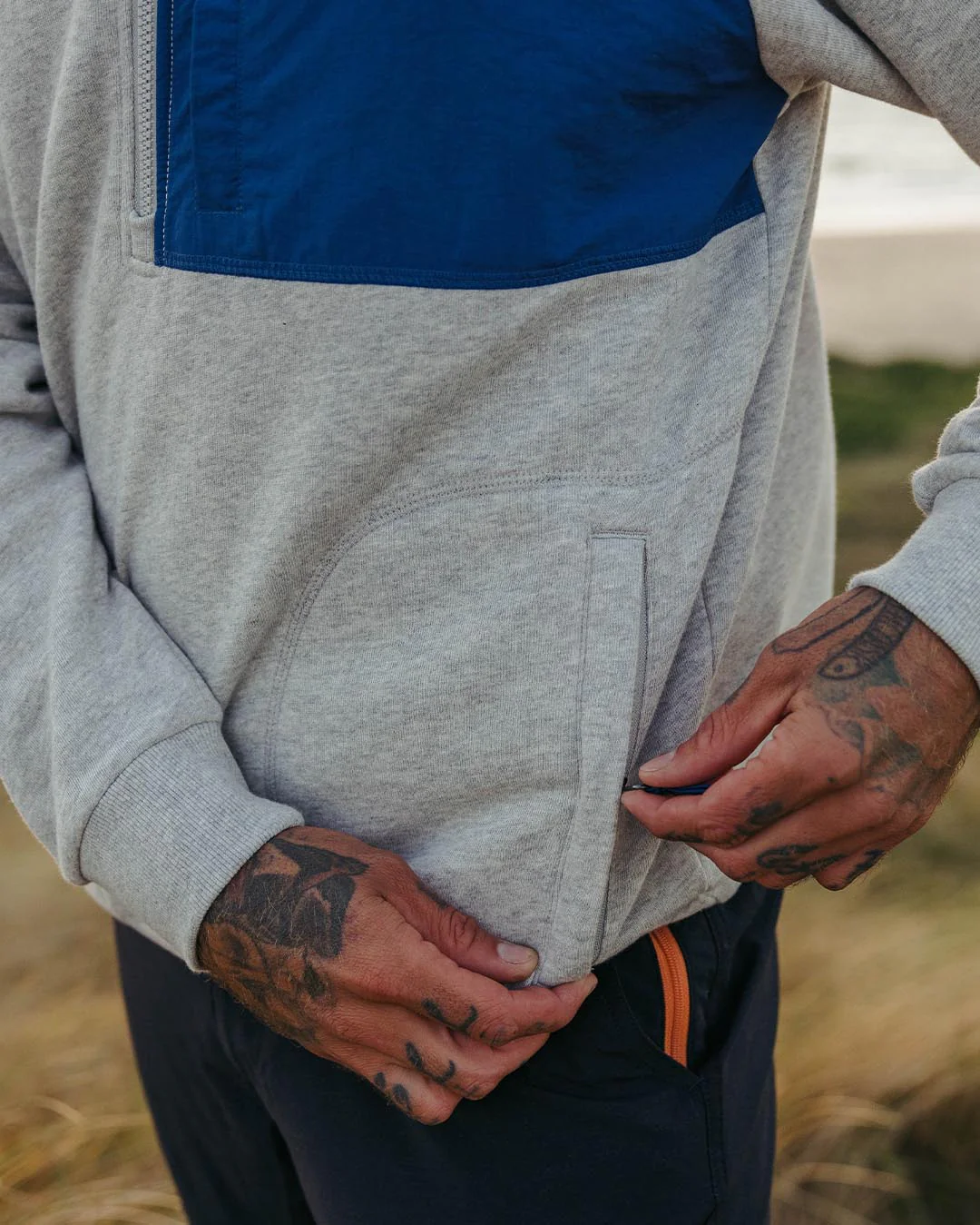 Offgrid 1/4 Zip Sweatshirt - Grey Marl - Image 8