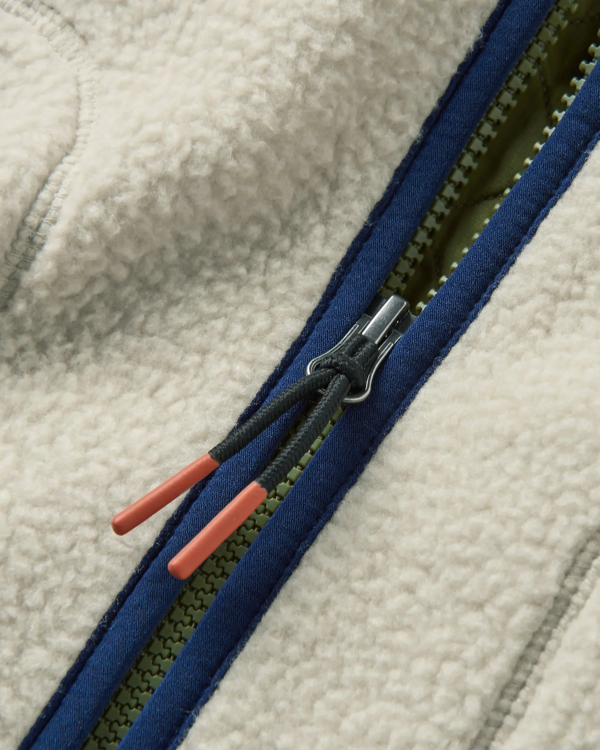 Offgrid Sherpa Fleece Vest - Oatmeal/Khaki - Image 7