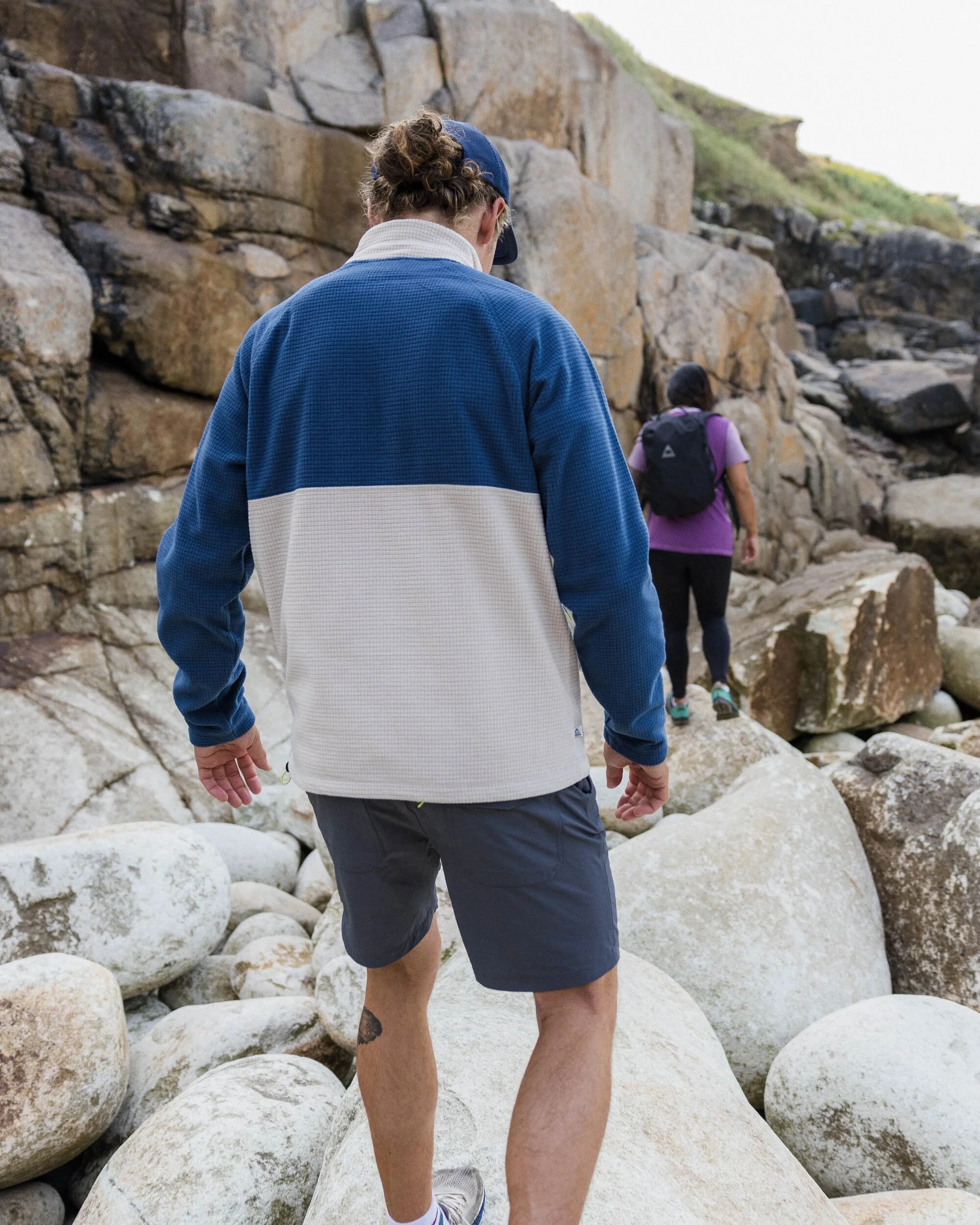 Overlook Grid Polar Fleece - Dark Denim/Pebble Grey - Image 10