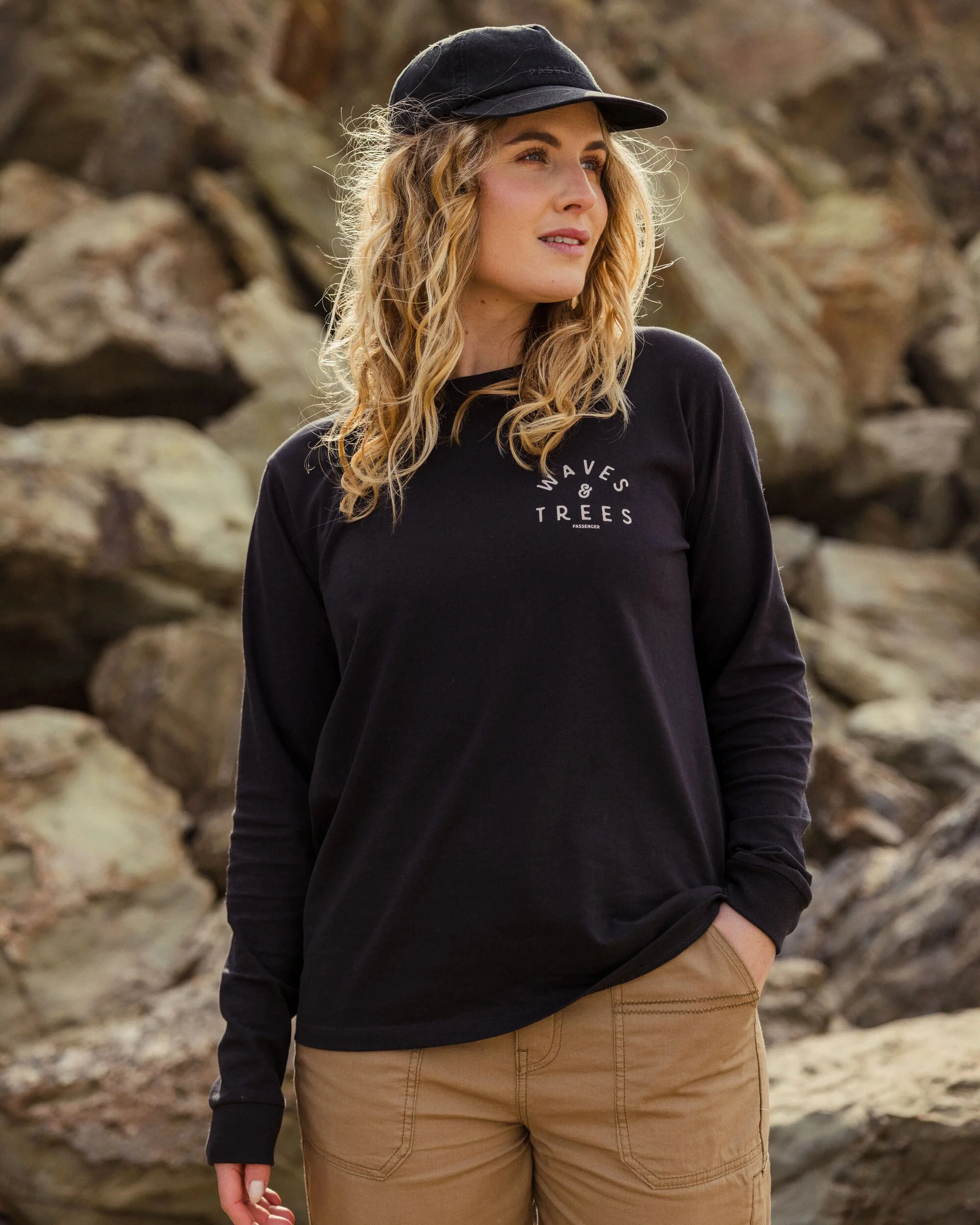 Penida LS T-Shirt - Black - Image 11