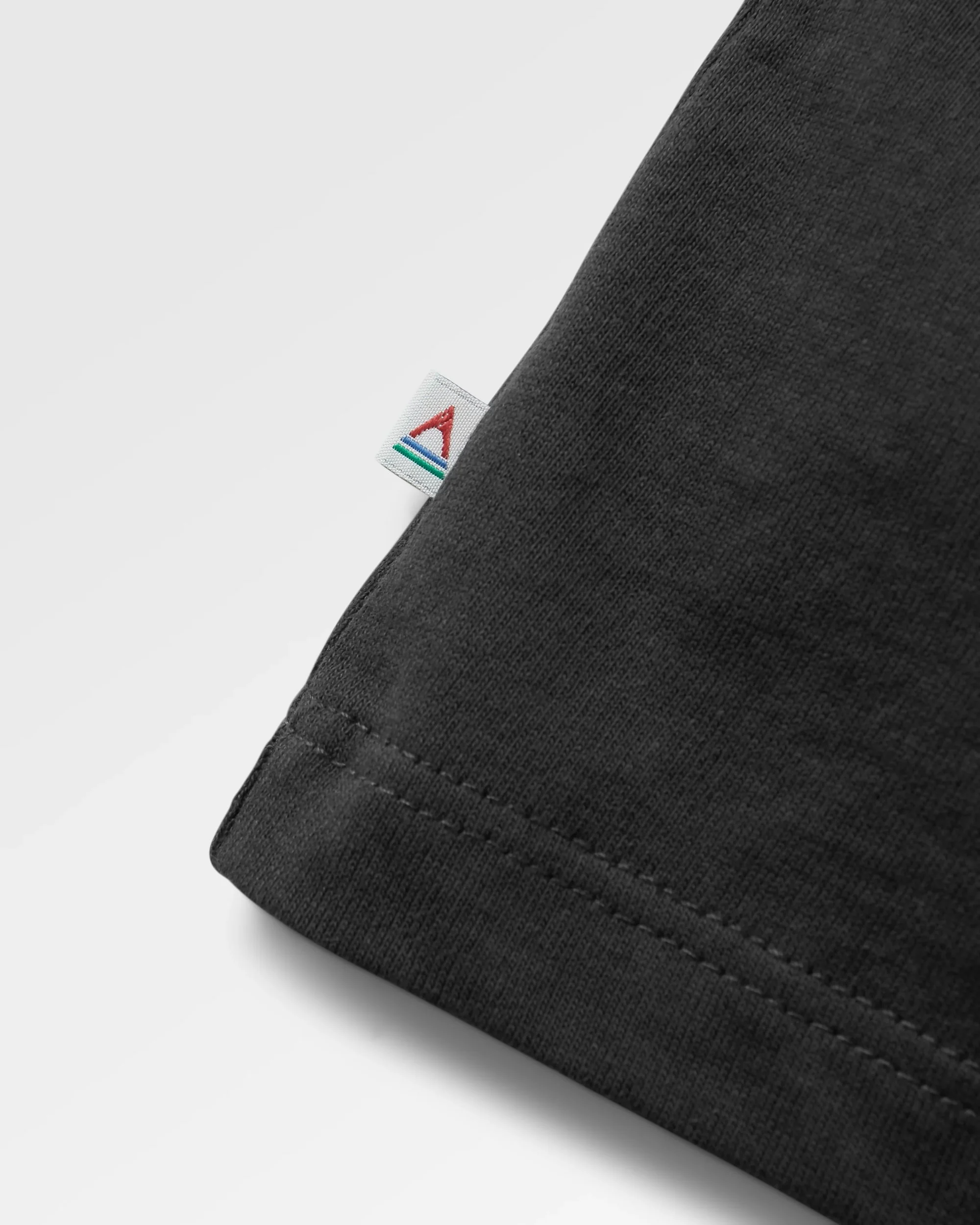 Penida T-Shirt - Black - Image 9