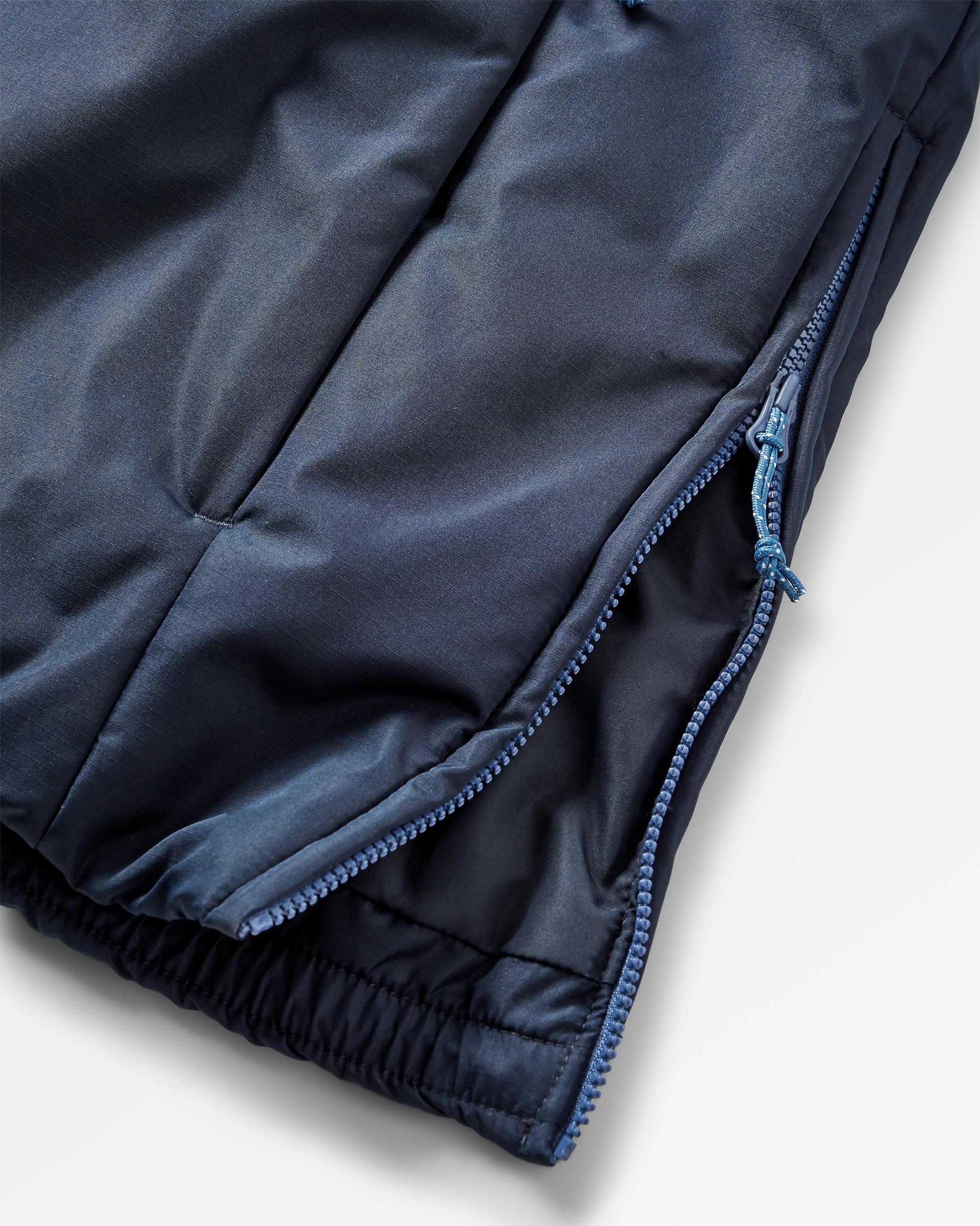Pursue Thermore® Insulated Jacket - Dark Denim/ Deep Navy - Image 7