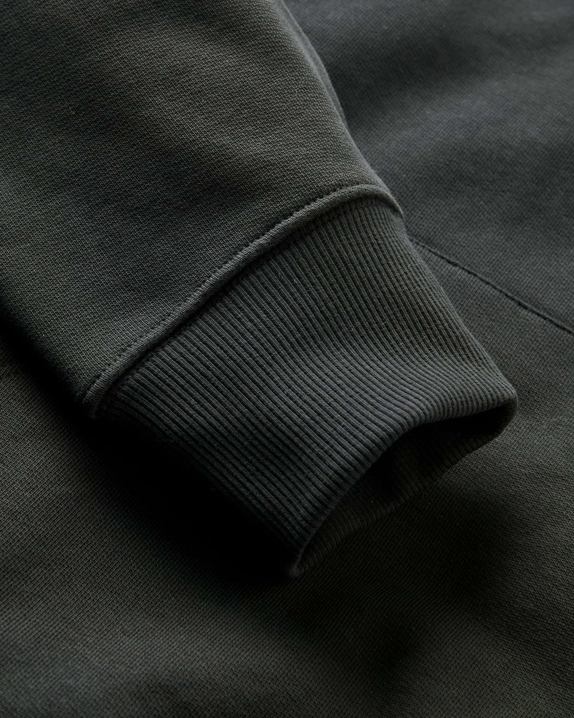 Roam Slow Men's Hoodie - Black - Image 11