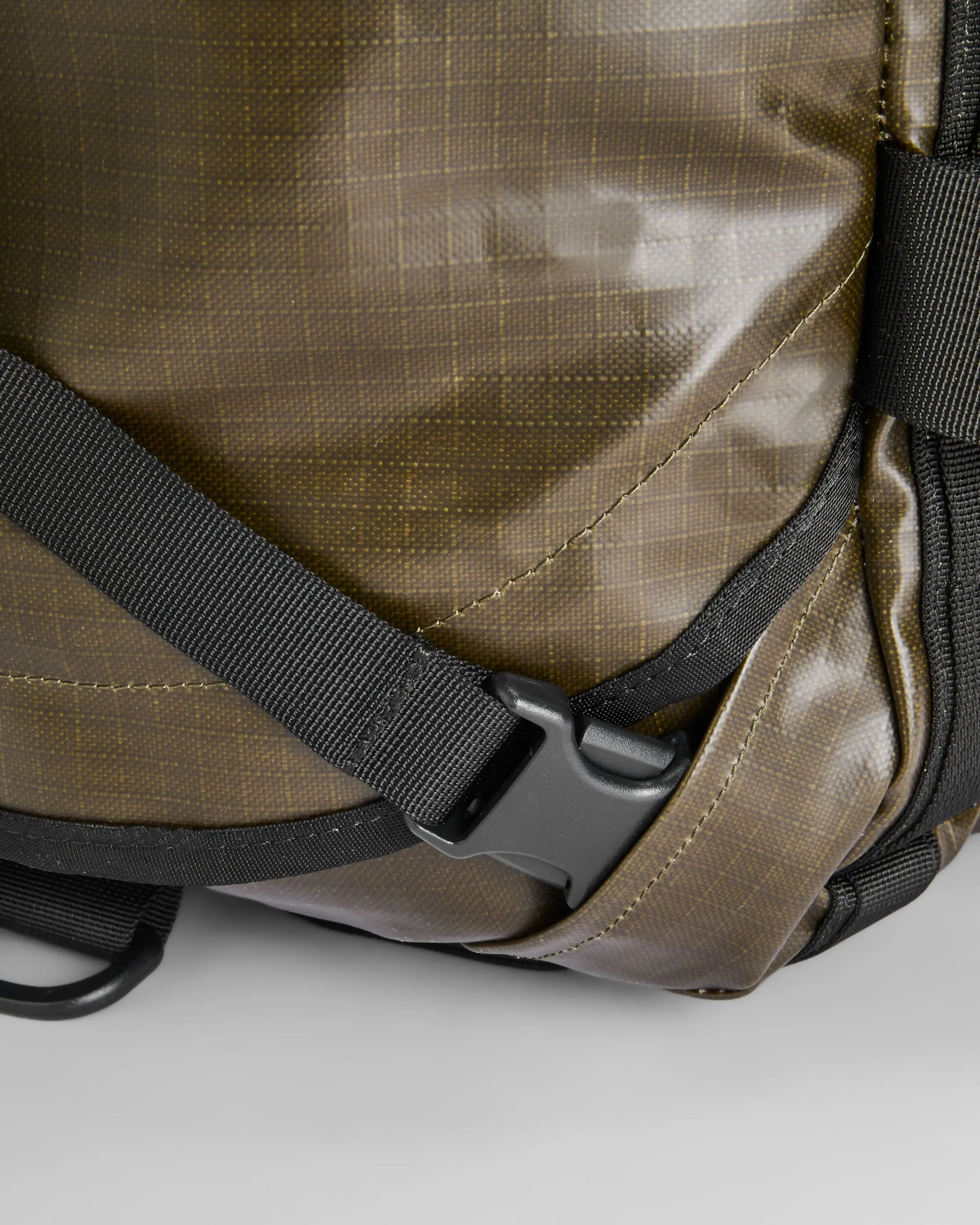 Roamer 60L Duffel Bag - Khaki - Image 10