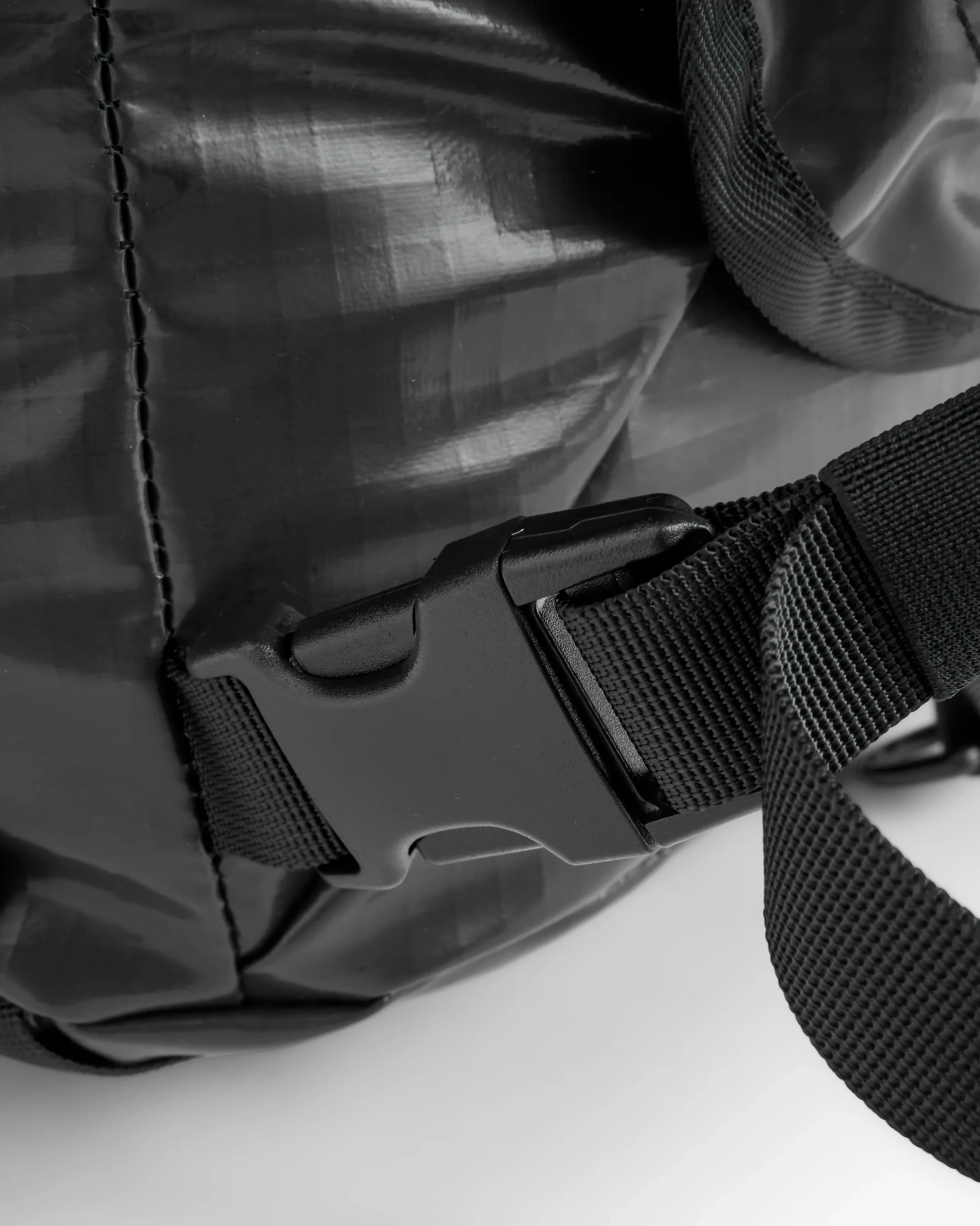 Roamer 60L Duffel Bag - Phantom Black - Image 11