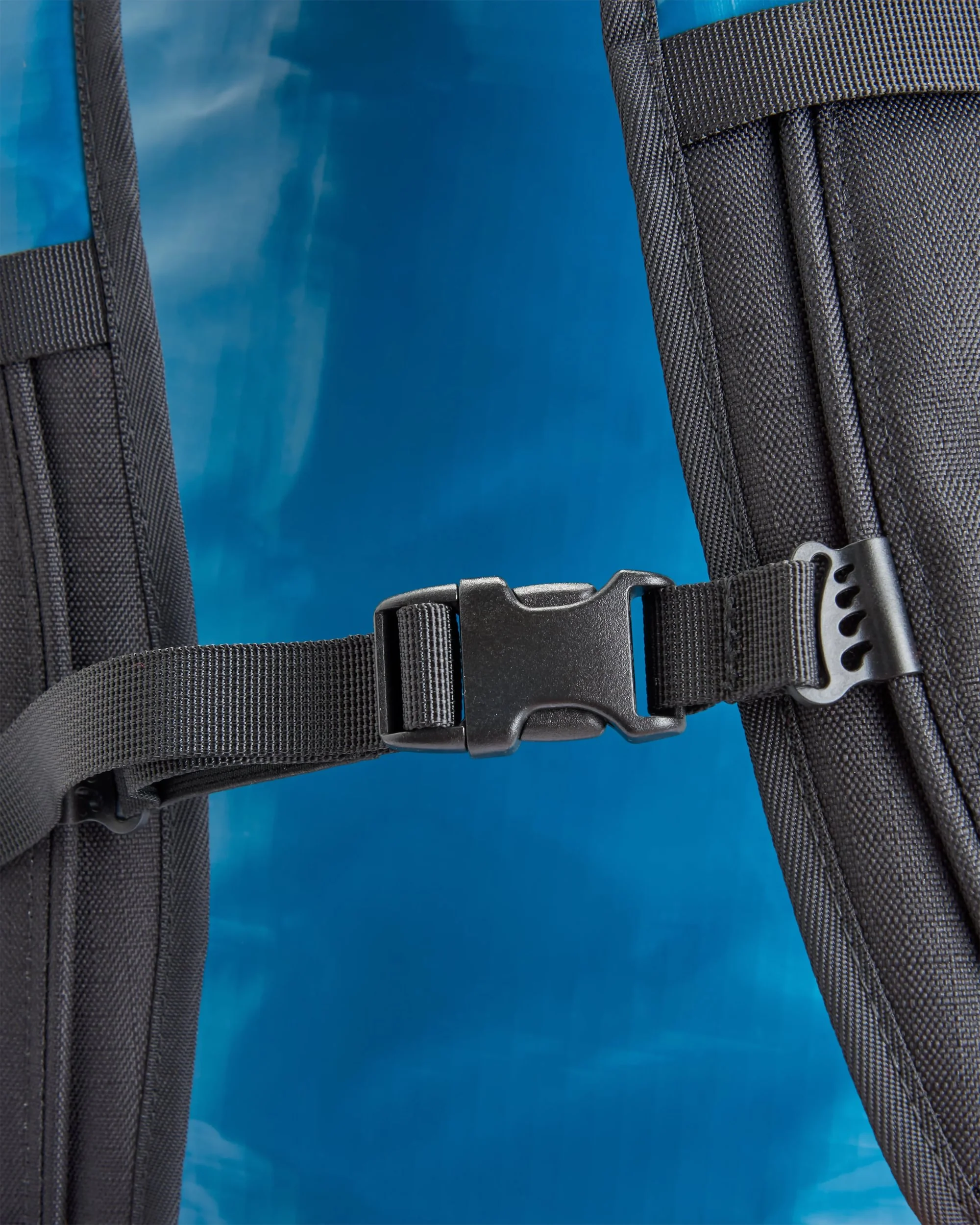 Roamer 80L Duffel Bag - Tidal Blue - Image 8