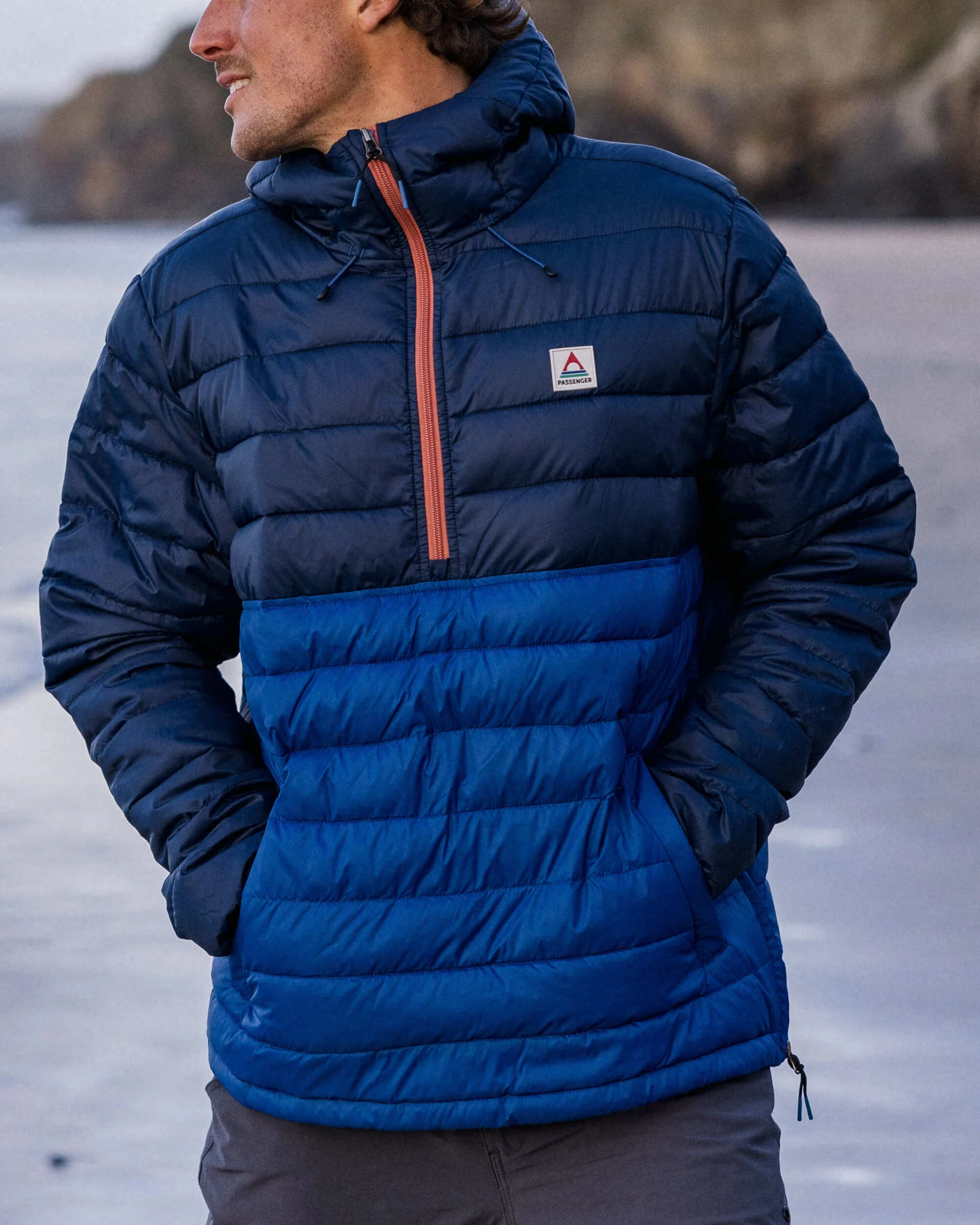 Roamer Insulated Overhead Jacket - Rich Navy/Cobalt - Image 2
