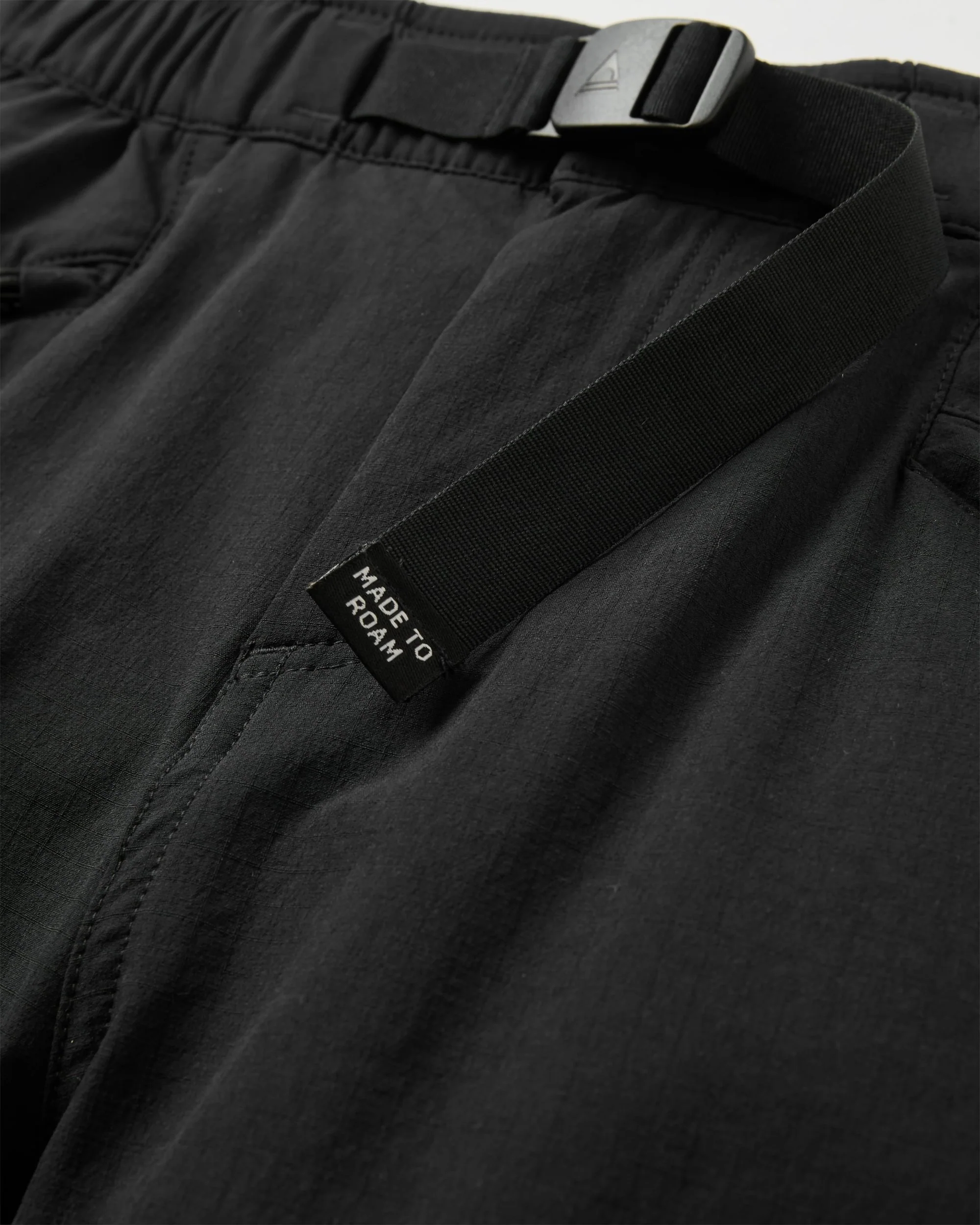 Sandstone Trail Short - Black - Image 9