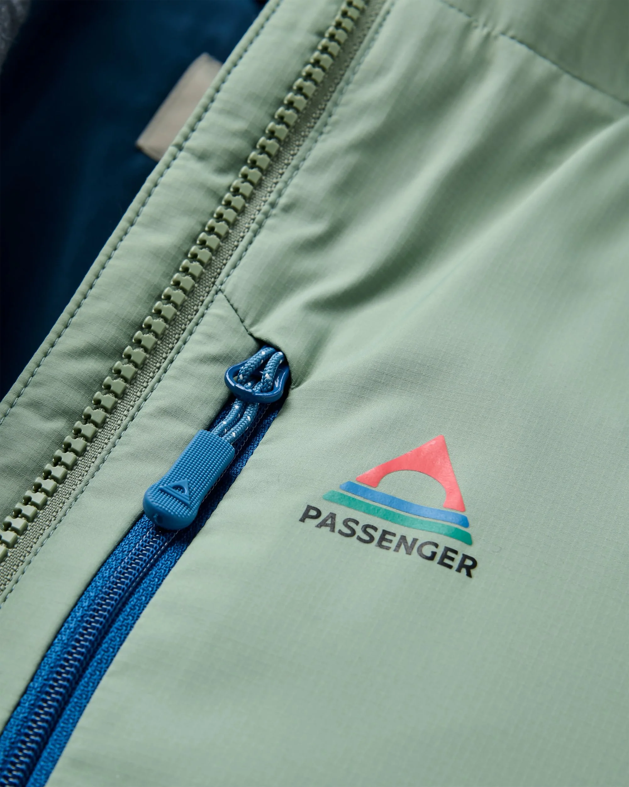 Shasta Lightweight Thermore® Hoodless Jacket - Pistachio - Image 7