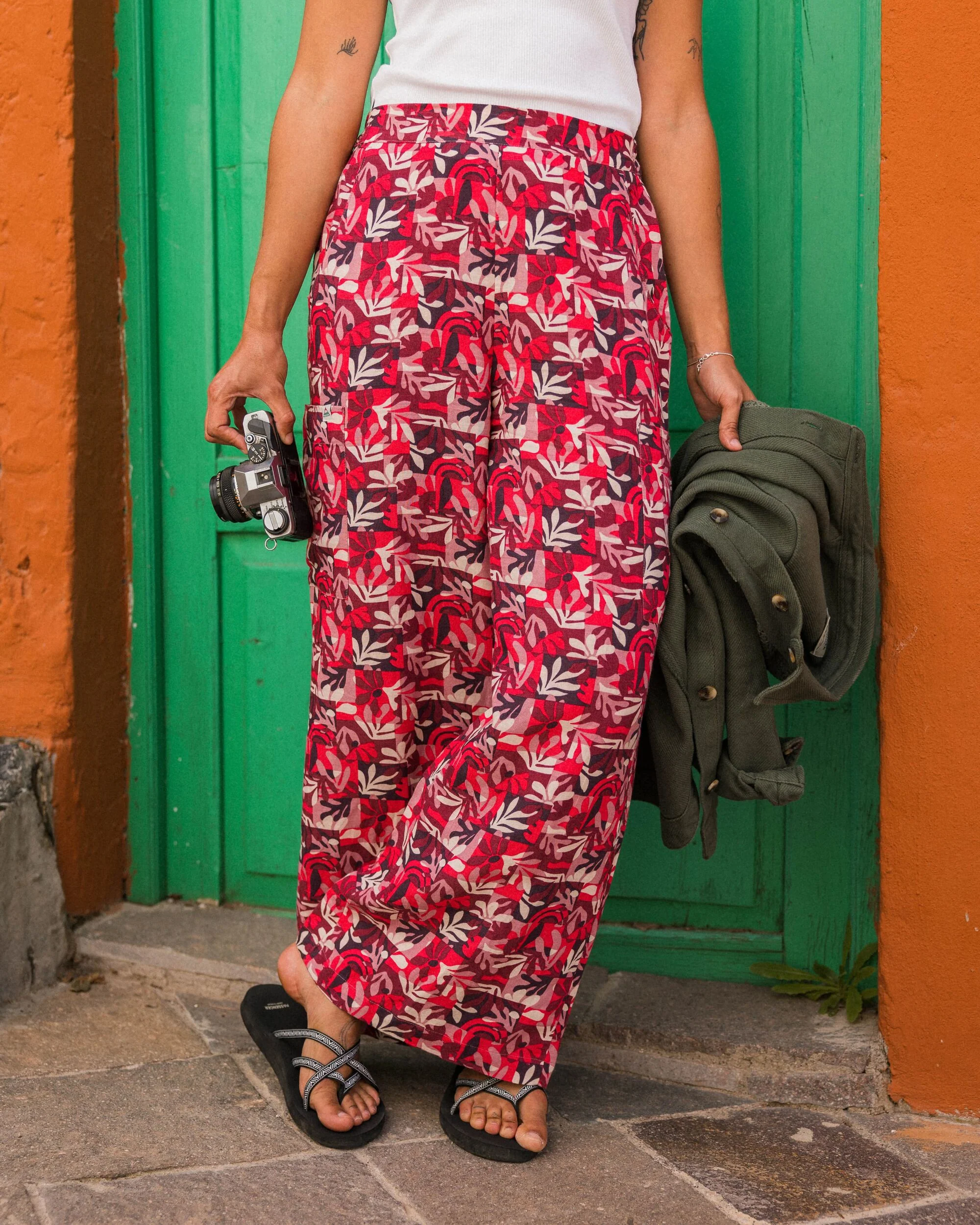 Someday Linen Trouser - Mountain Foliage Cranberry - Image 4