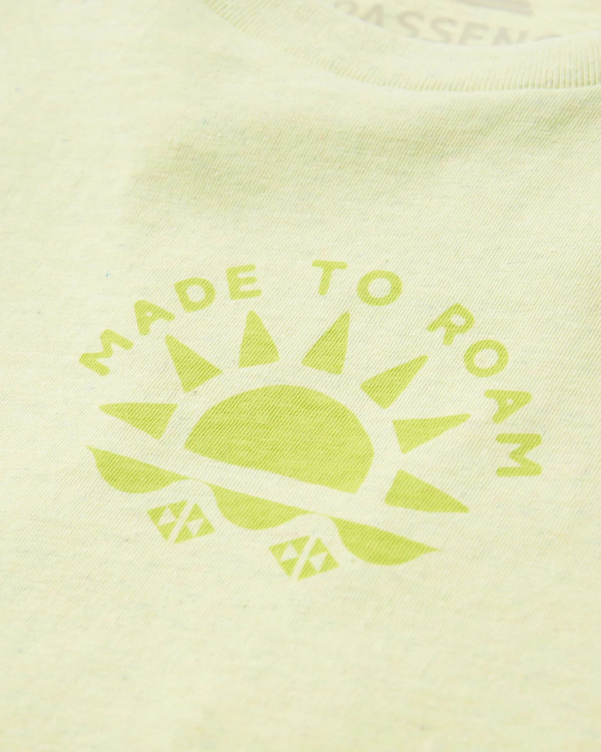 Sunburst Organic T-Shirt - Soft Lime Juice - Image 3