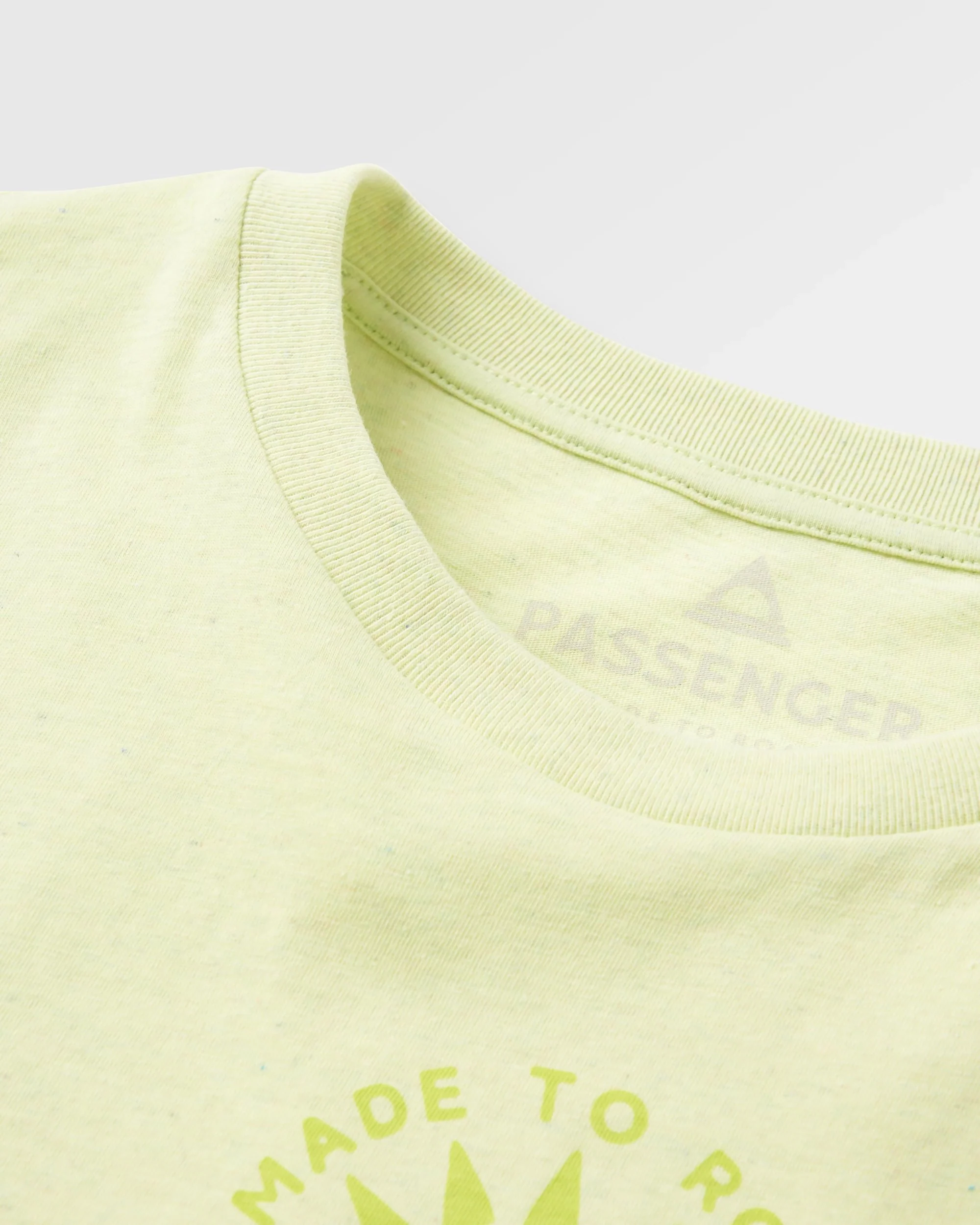 Sunburst Organic T-Shirt - Soft Lime Juice - Image 4