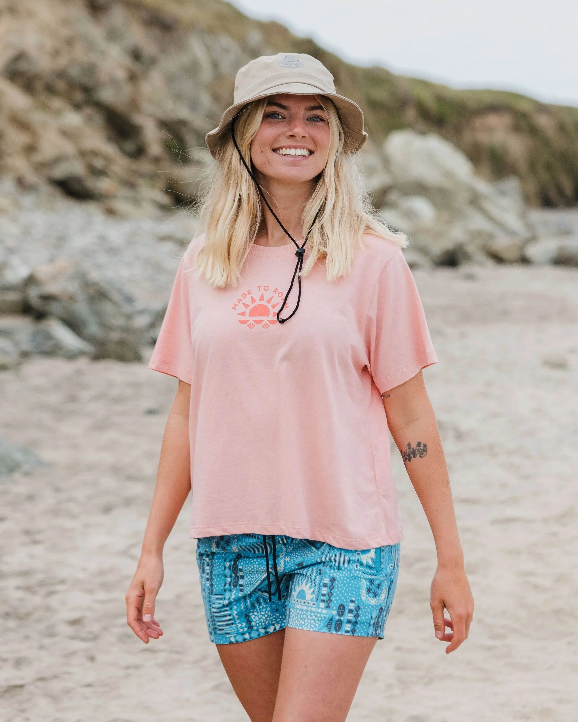 Sunburst Organic T-Shirt - Soft Shell Pink - Image 4