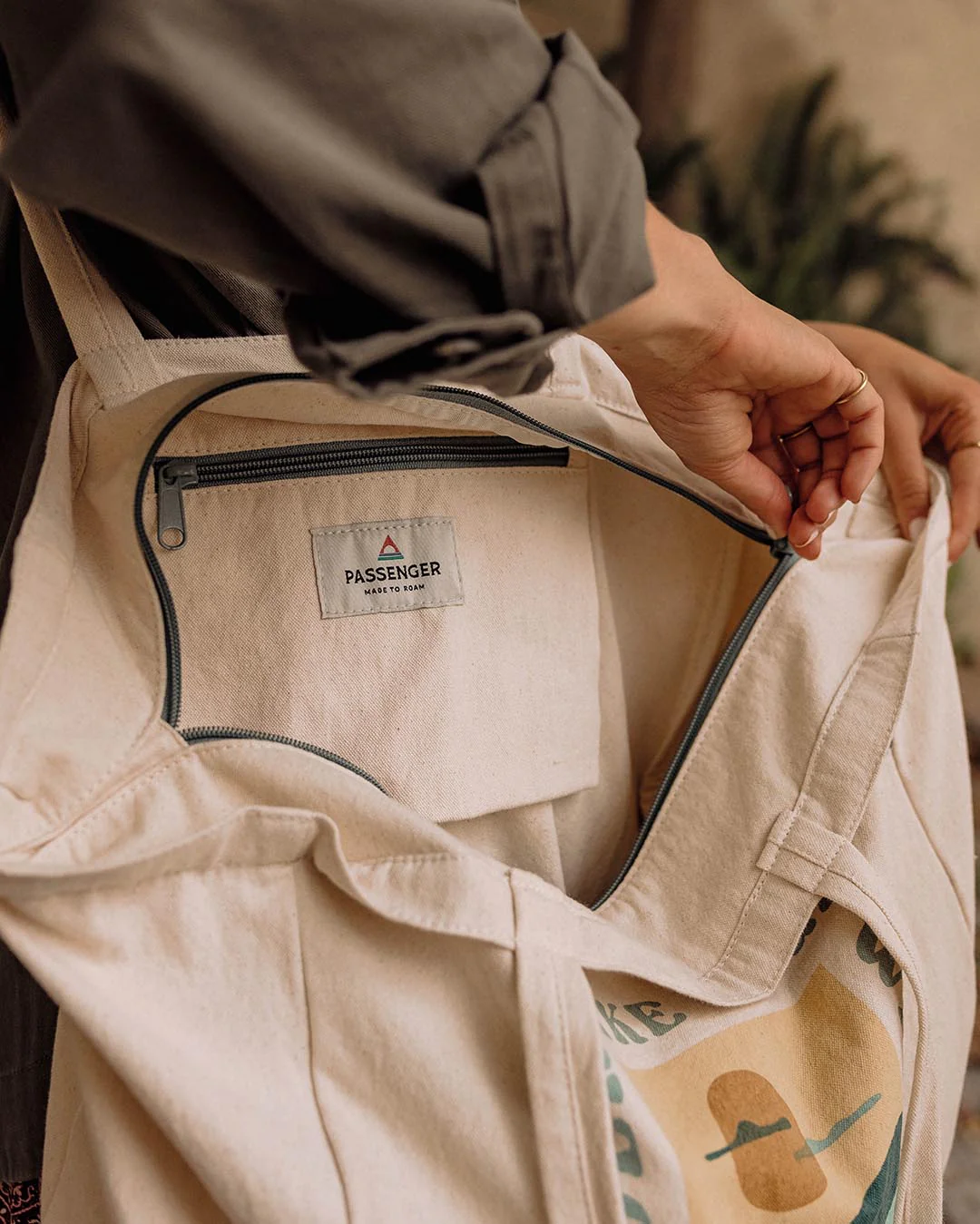 Sunrise Organic Cotton Tote Bag - Off White - Image 2