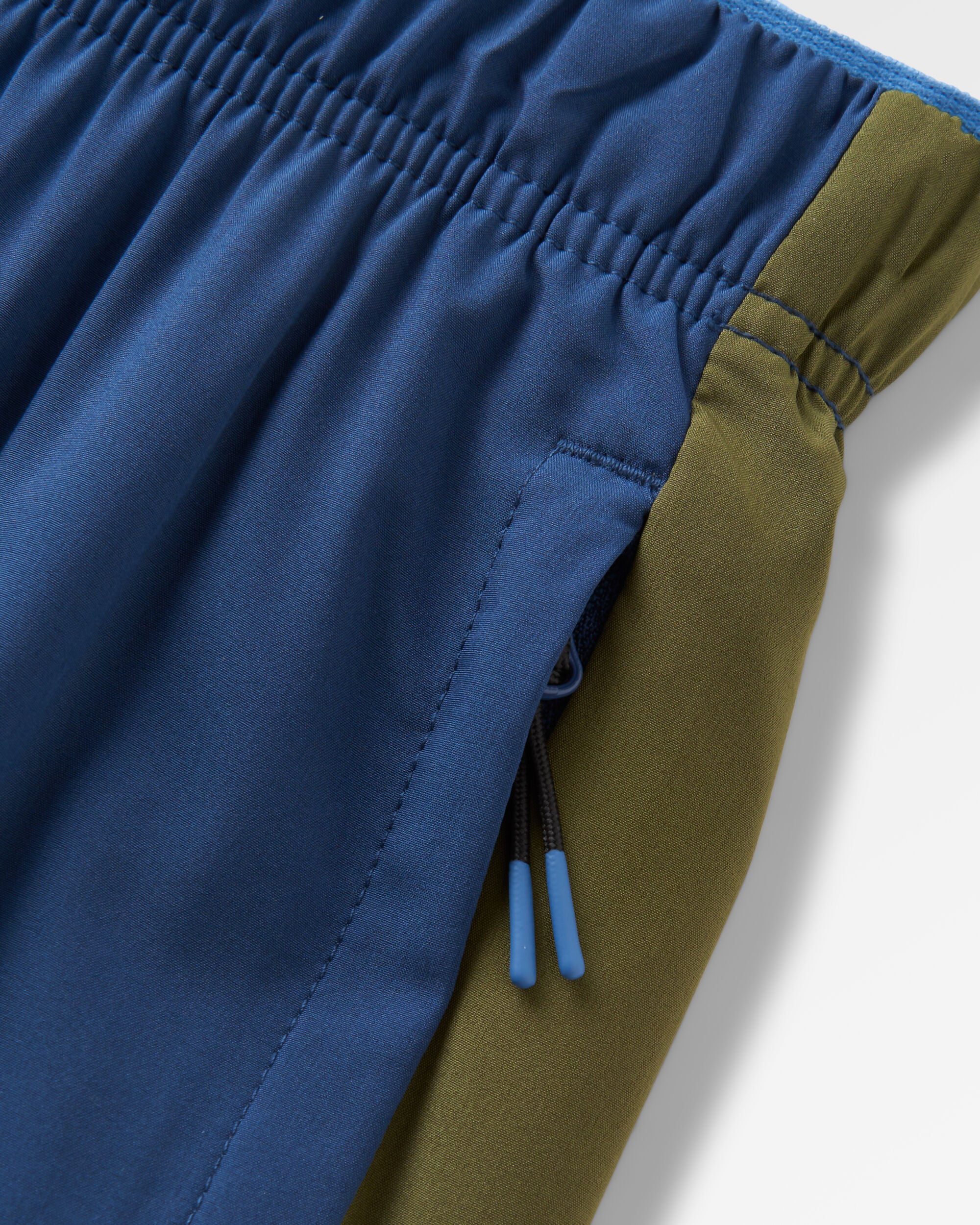 Swift Trail Short 7" - Dark Denim - Image 7