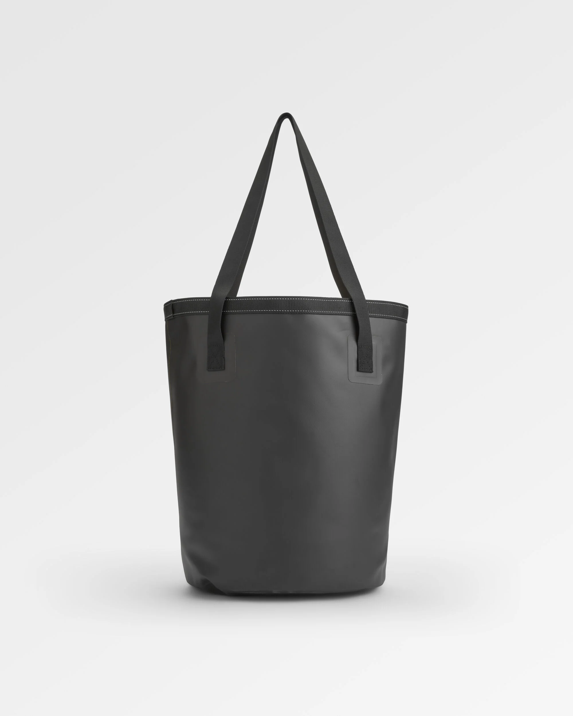 Tide 30L Bucket Bag - Black - Image 5