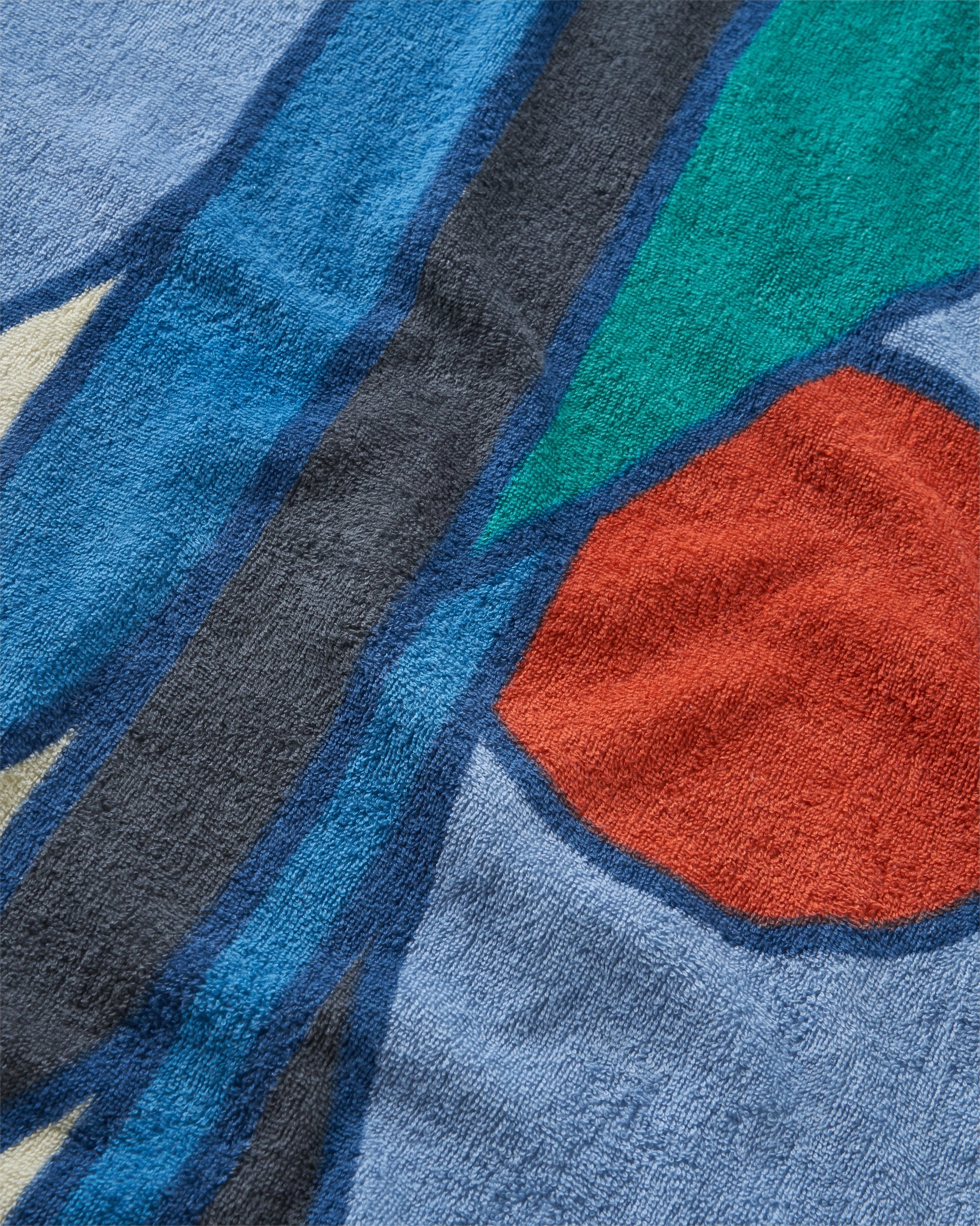 Tideline Organic Cotton Beach Towel - Dark Denim - Image 8