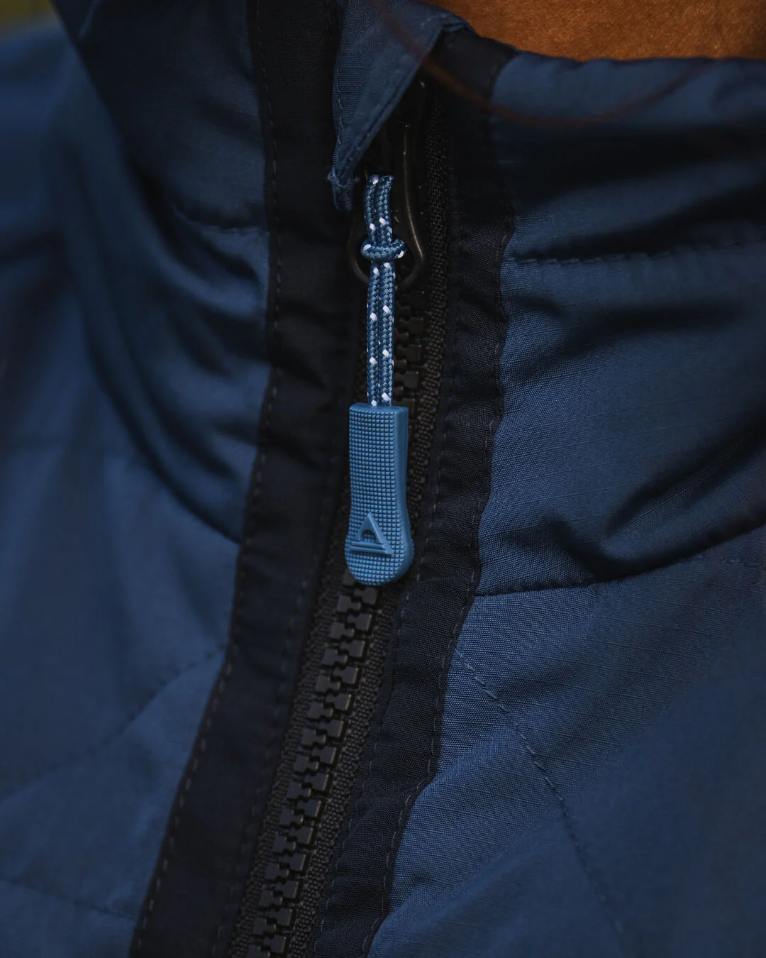 Trace Thermore® Insulated Jacket - Dark Denim/ Apricot - Image 5