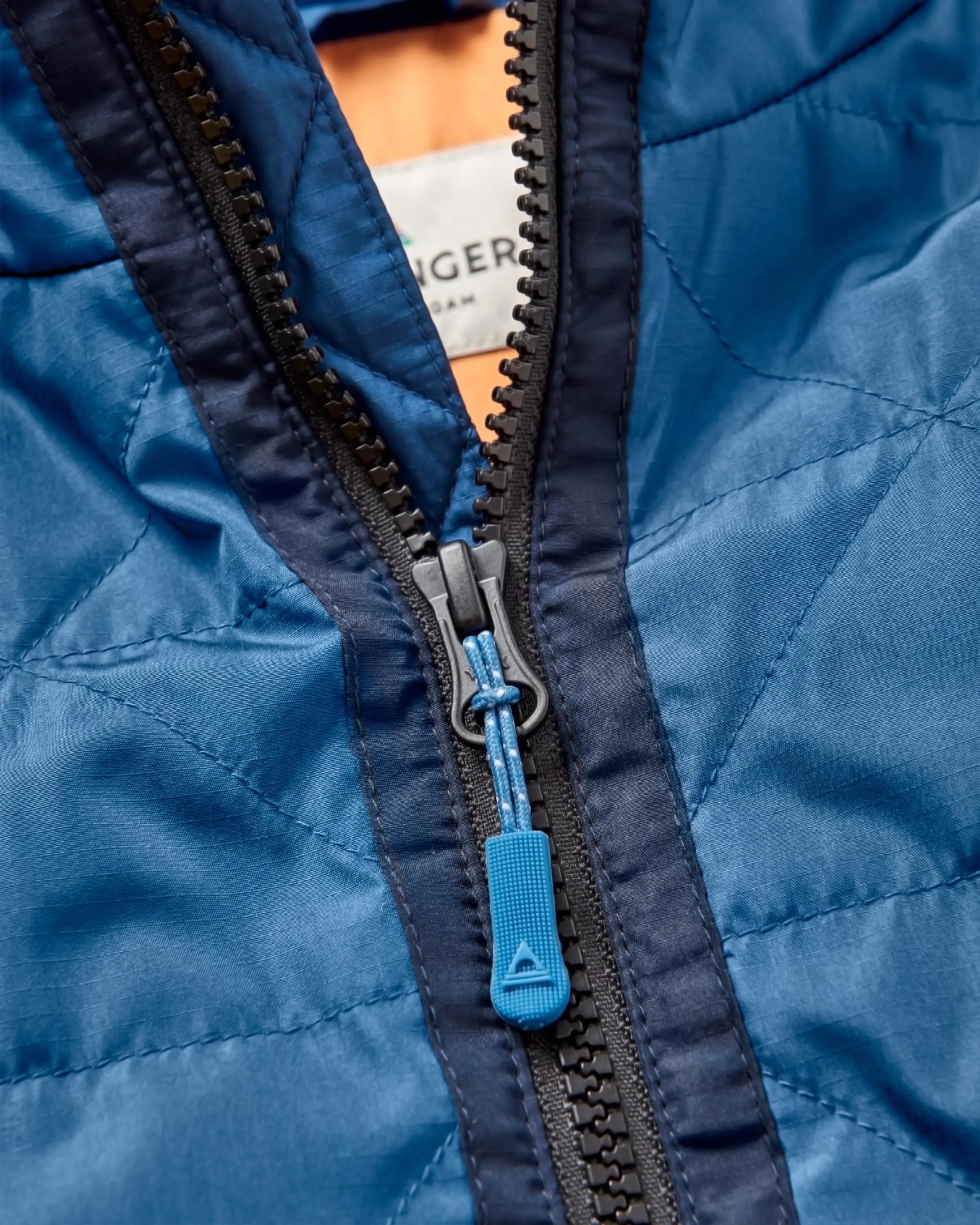 Trace Thermore® Insulated Jacket - Dark Denim/ Apricot - Image 9