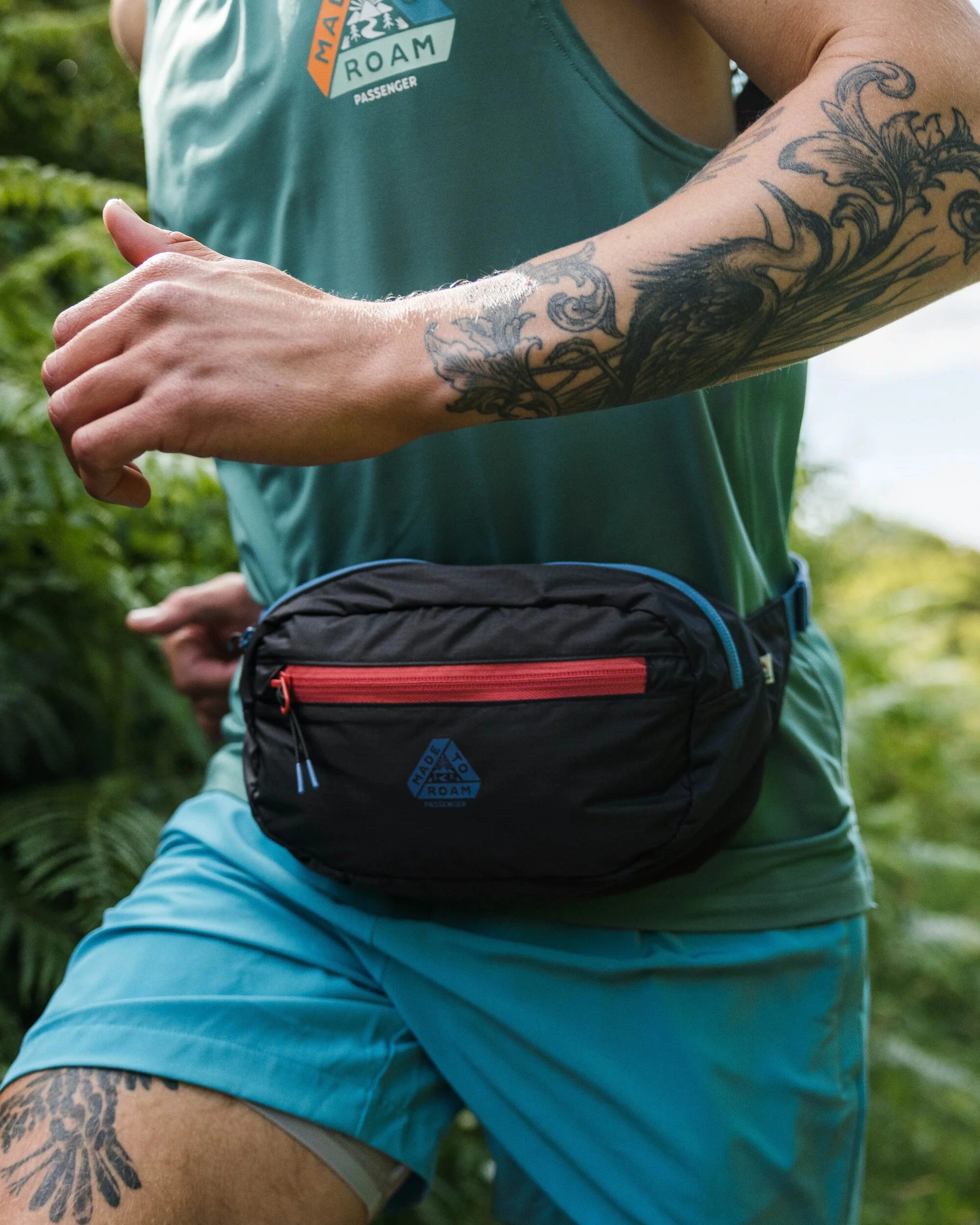 Trail Light Packable Hip Pack - Black - Image 2