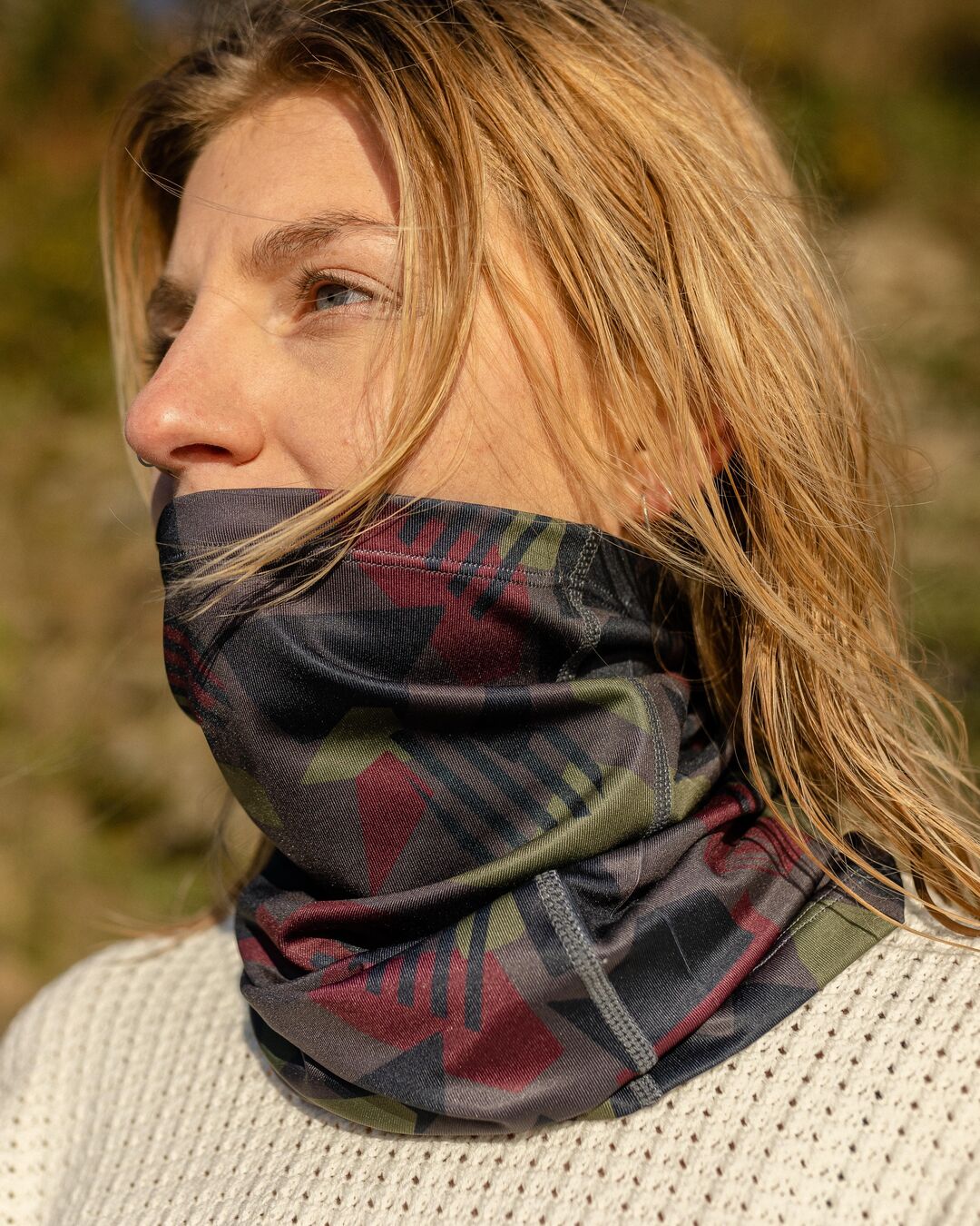 Trail Gaiter - Charcoal Camo Pattern - Image 3