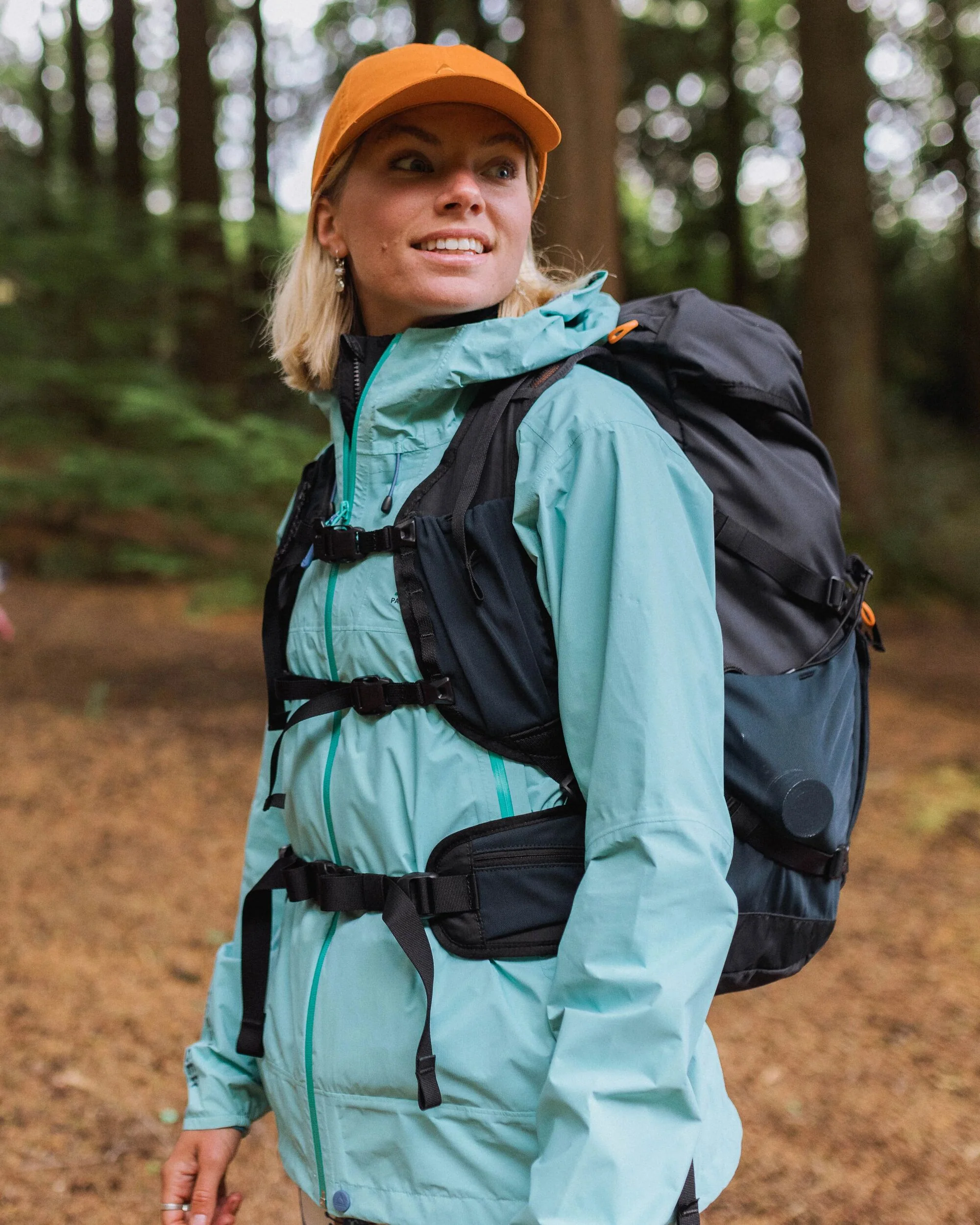 Trailscape Light Women's Waterproof Jacket - Aqua - Image 5