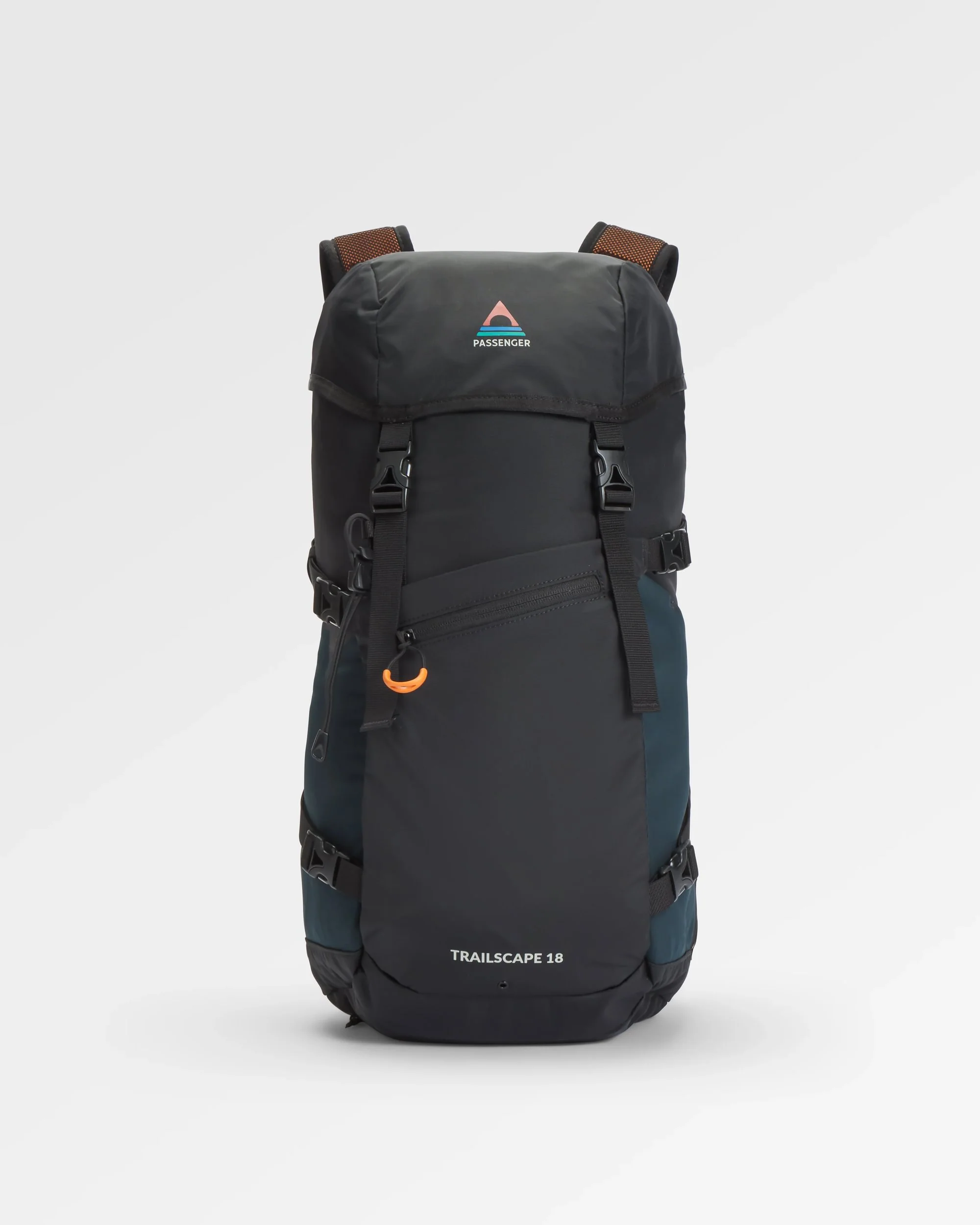 Trailscape 18L Backpack - Black - Image 2