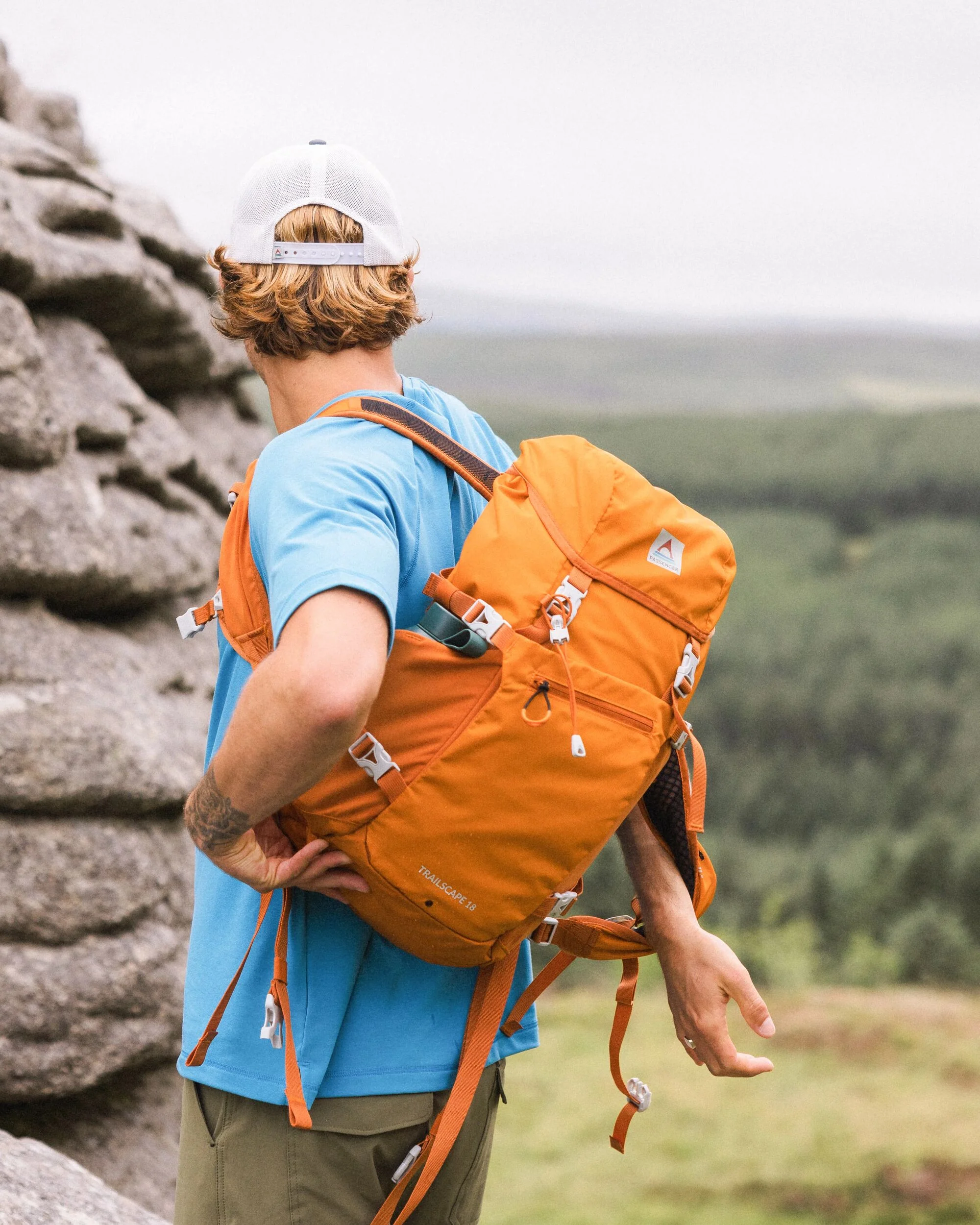 Trailscape 18L Backpack - Sunrise Orange - Image 3