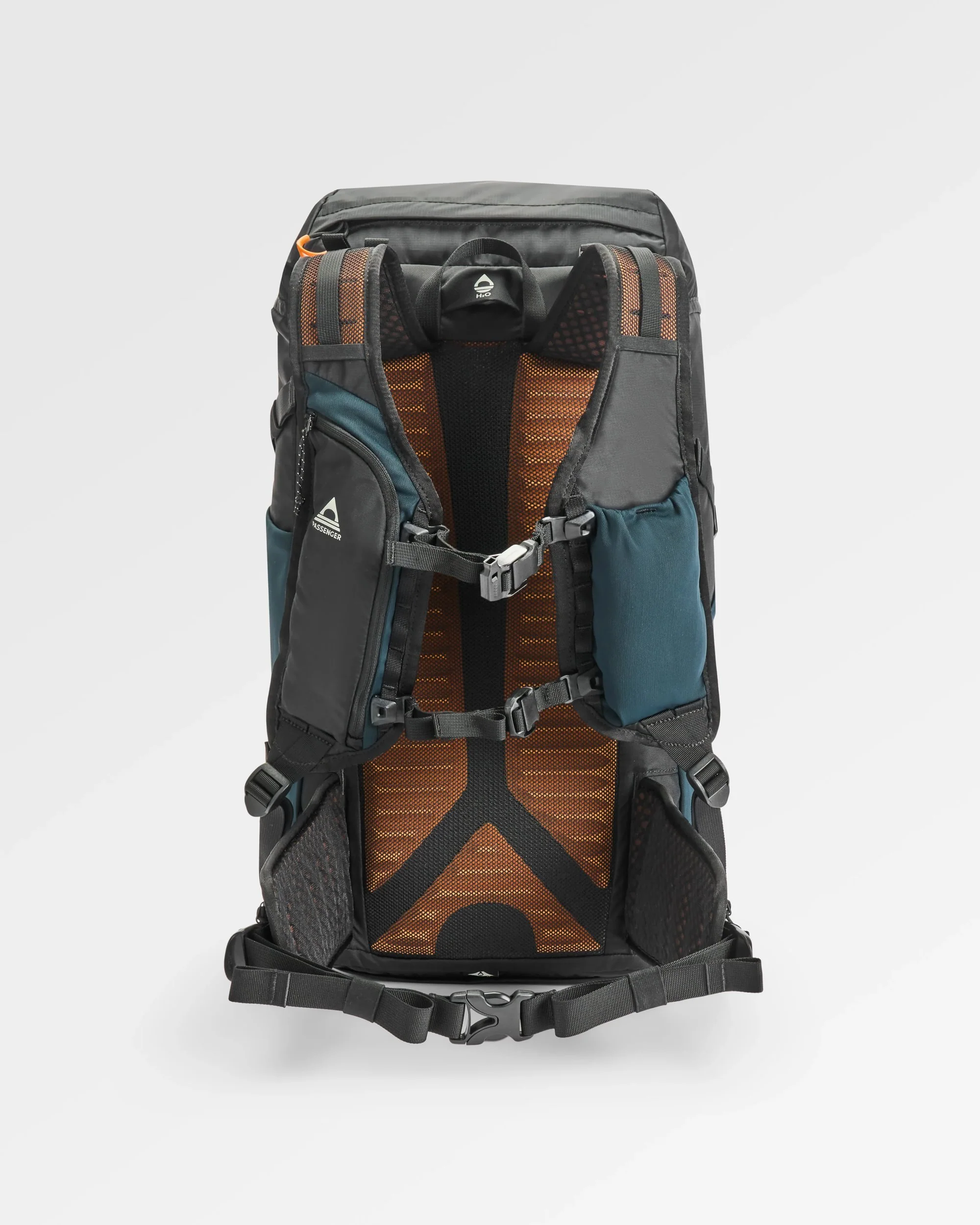 Trailscape 30L Backpack - Black - Image 7