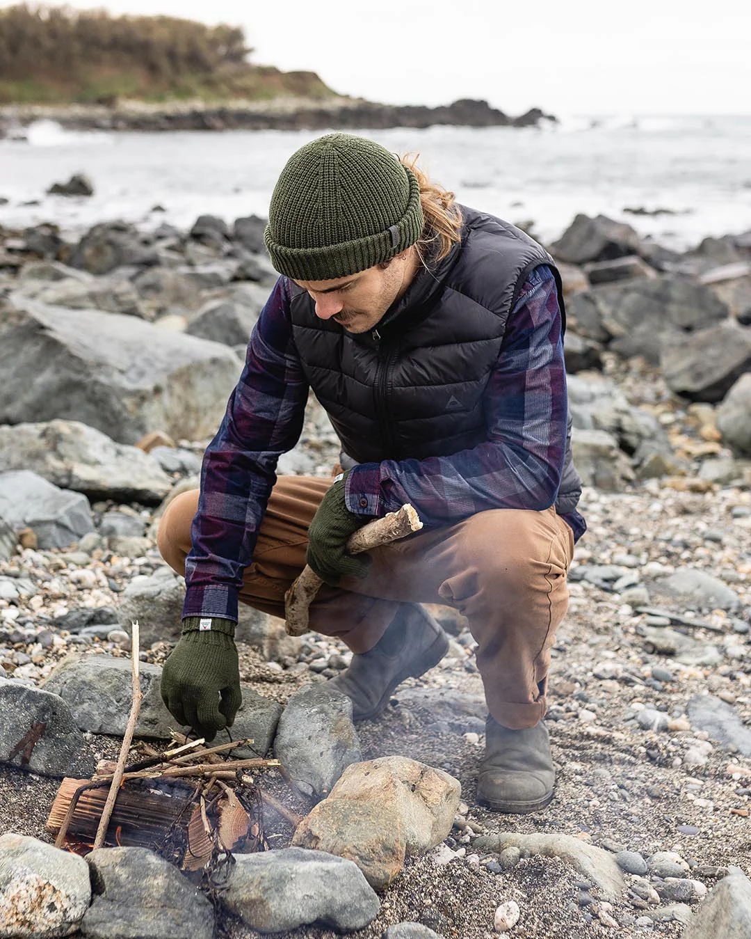 Travel Insulated Vest - True Black - Image 3
