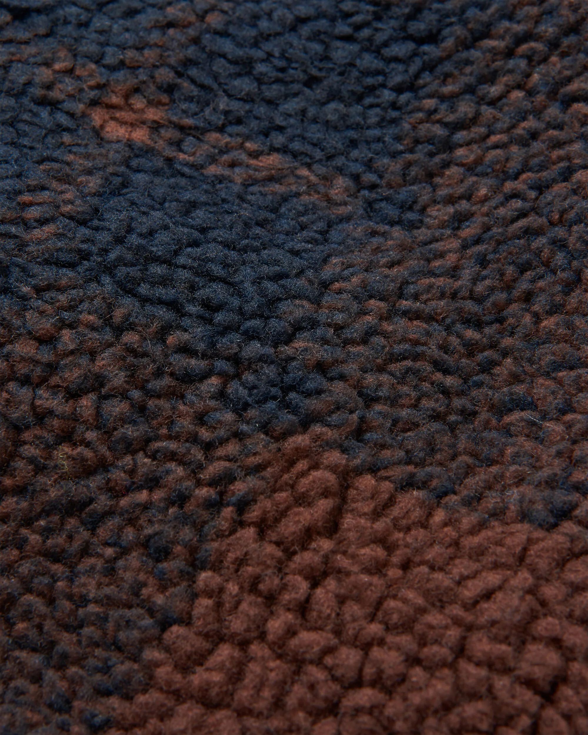 Trekker Deep-Pile Sherpa Fleece - Chestnut/Deep Navy Check - Image 9