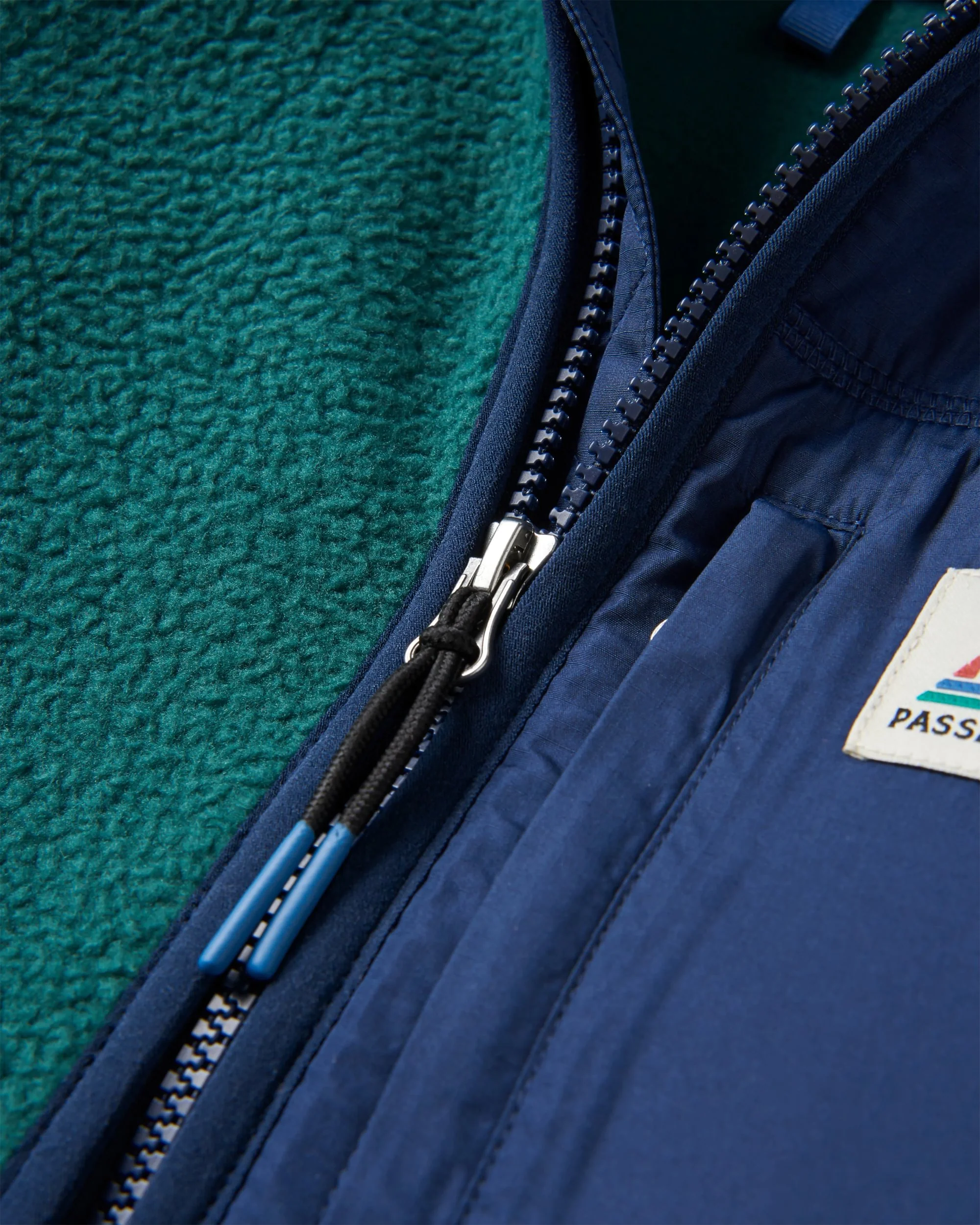 Ventura 1/2 Zip Sherpa Fleece - Rain Forest - Image 2