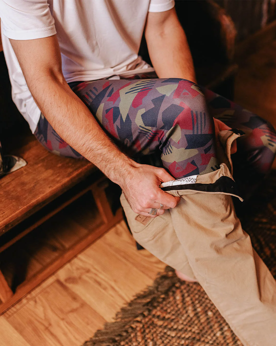 Venture Base Layer Legging - Charcoal Camo Pattern - Image 2