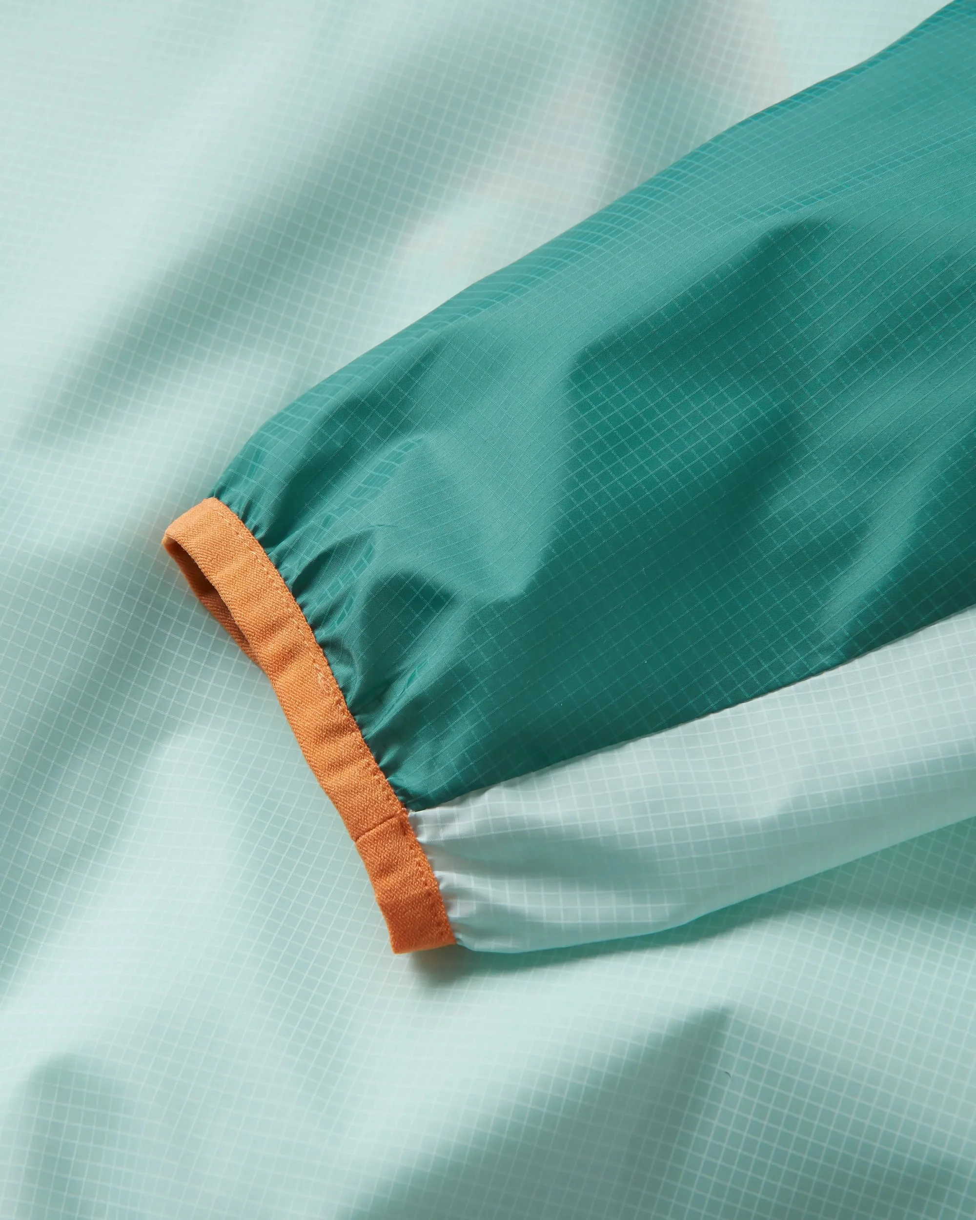 Viento Windshell Anorak - Surf Spray/Deep Sea - Image 9