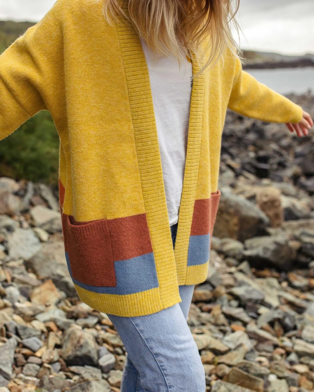 Vista Knitted Cardigan - Amber Gold - Image 4