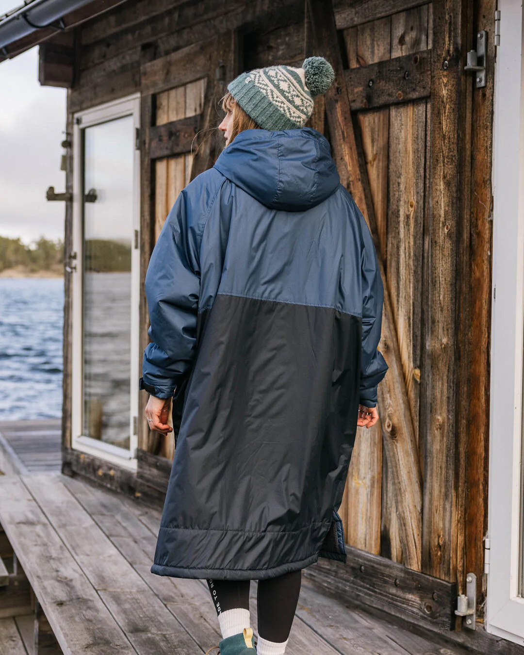 Waves Sherpa Lined Changing Robe - Dark Denim/ Deep Navy - Image 4