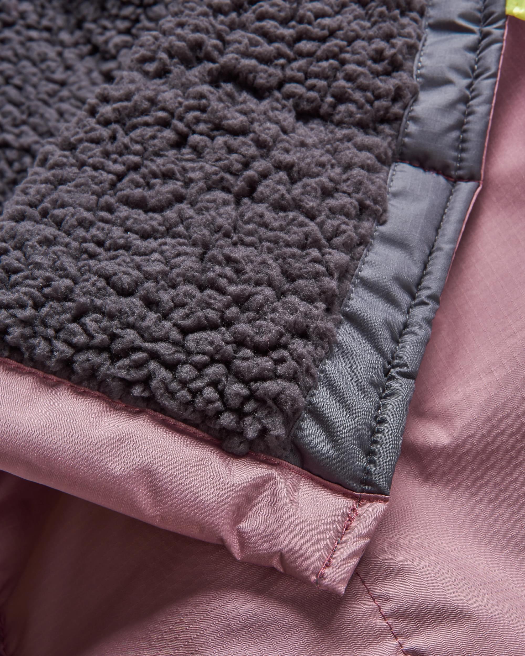 Waves Sherpa Lined Changing Robe - Grape / Charcoal - Image 8