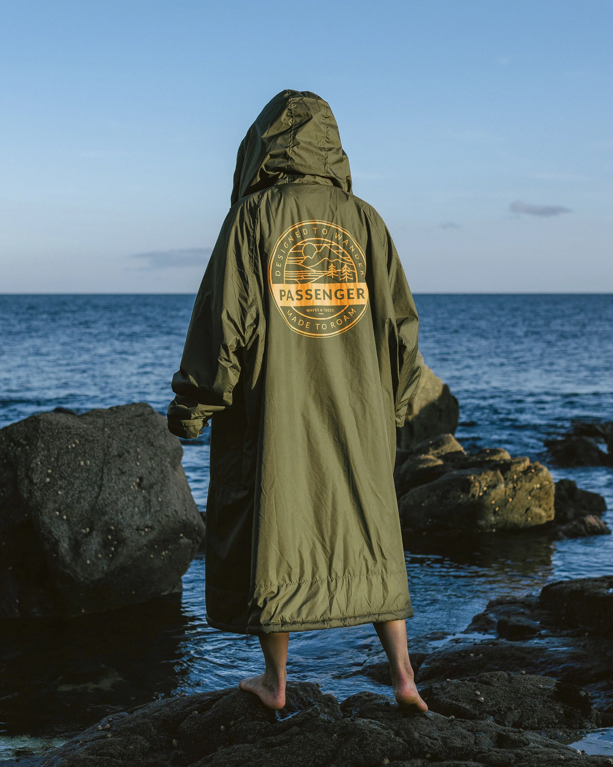 Waves Sherpa Lined Changing Robe - Khaki - Image 2