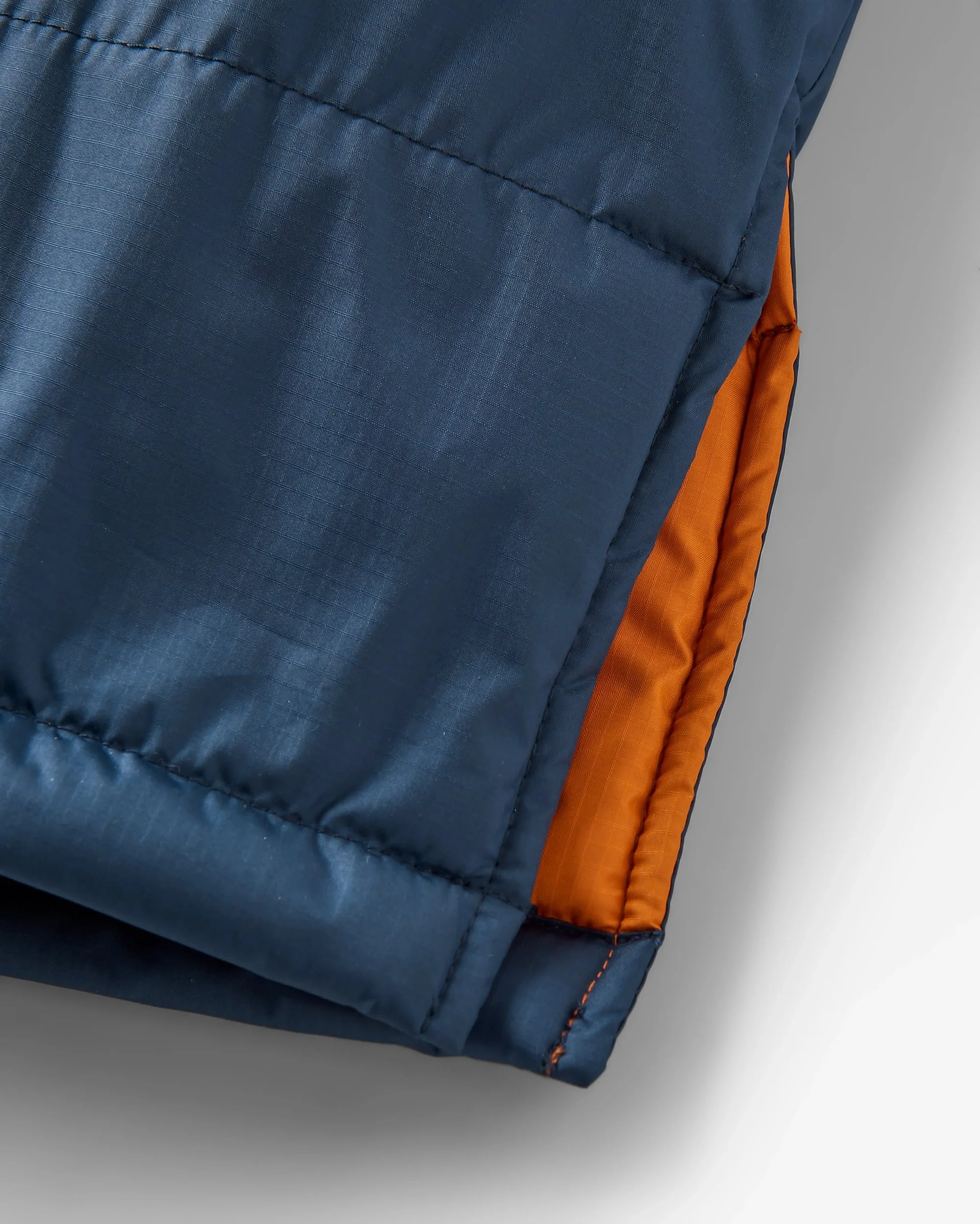 Waves Sherpa Lined Changing Robe - Sunrise Orange/Rich Navy - Image 9