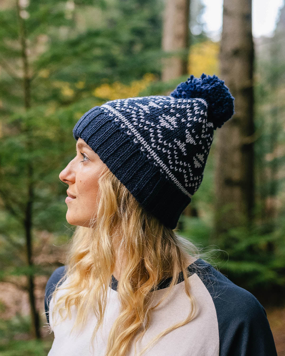 West Coast Bobble Hat - Rich Navy - Image 5