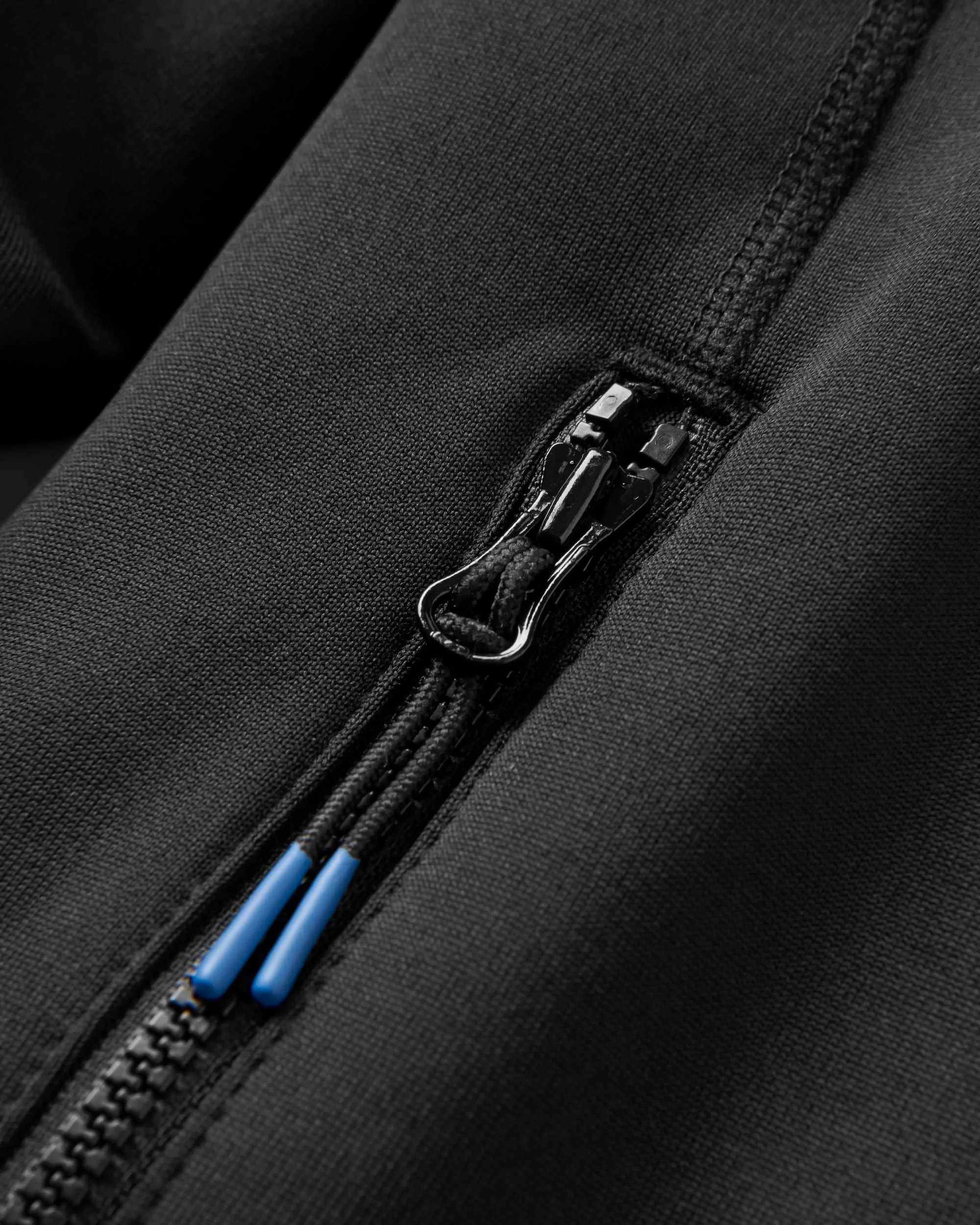 Wintergreen Polartec® Fleece Pullover - Black - Image 6