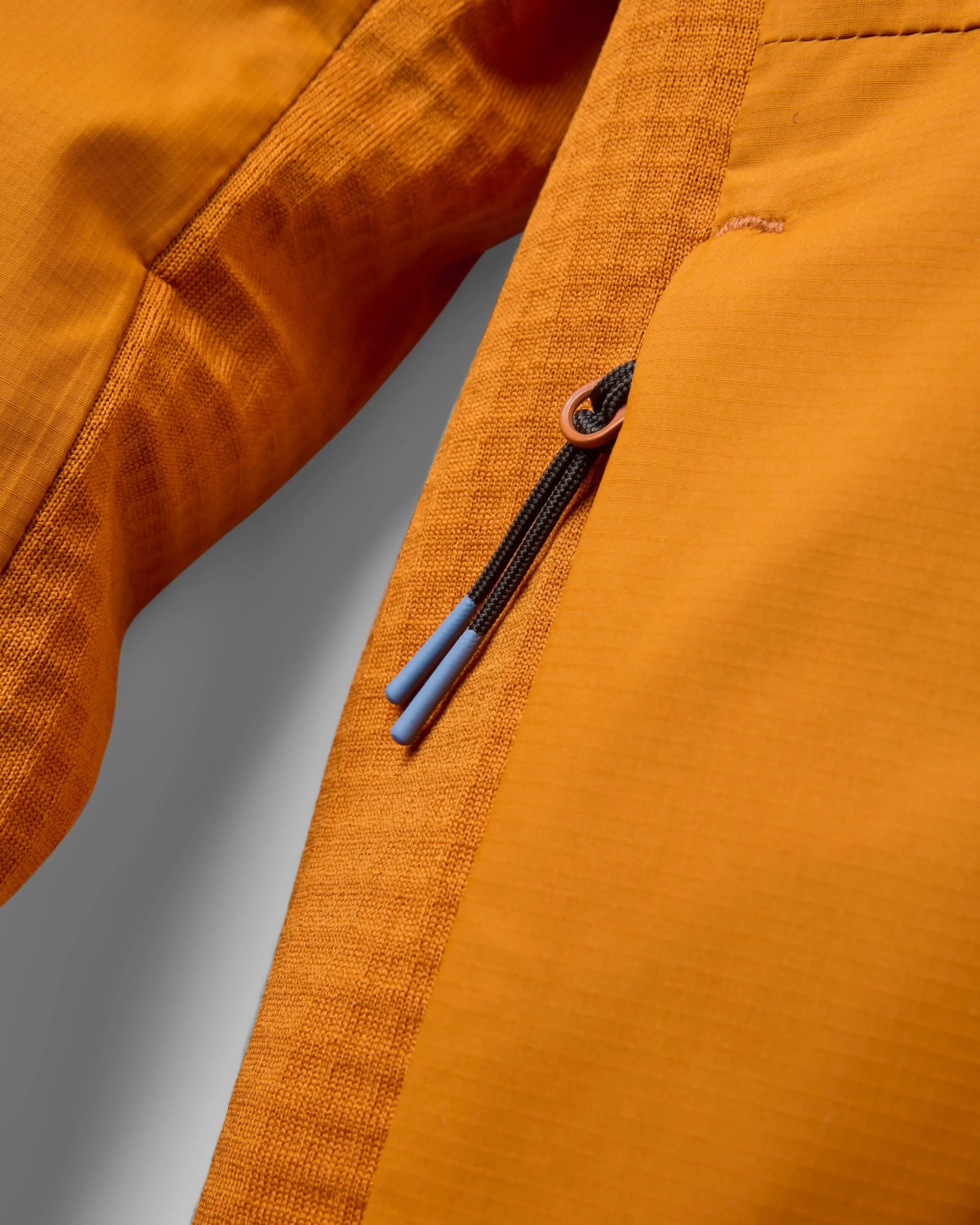Women's Trailscape Lightweight Insulated Jacket - Retro Orange - Image 4