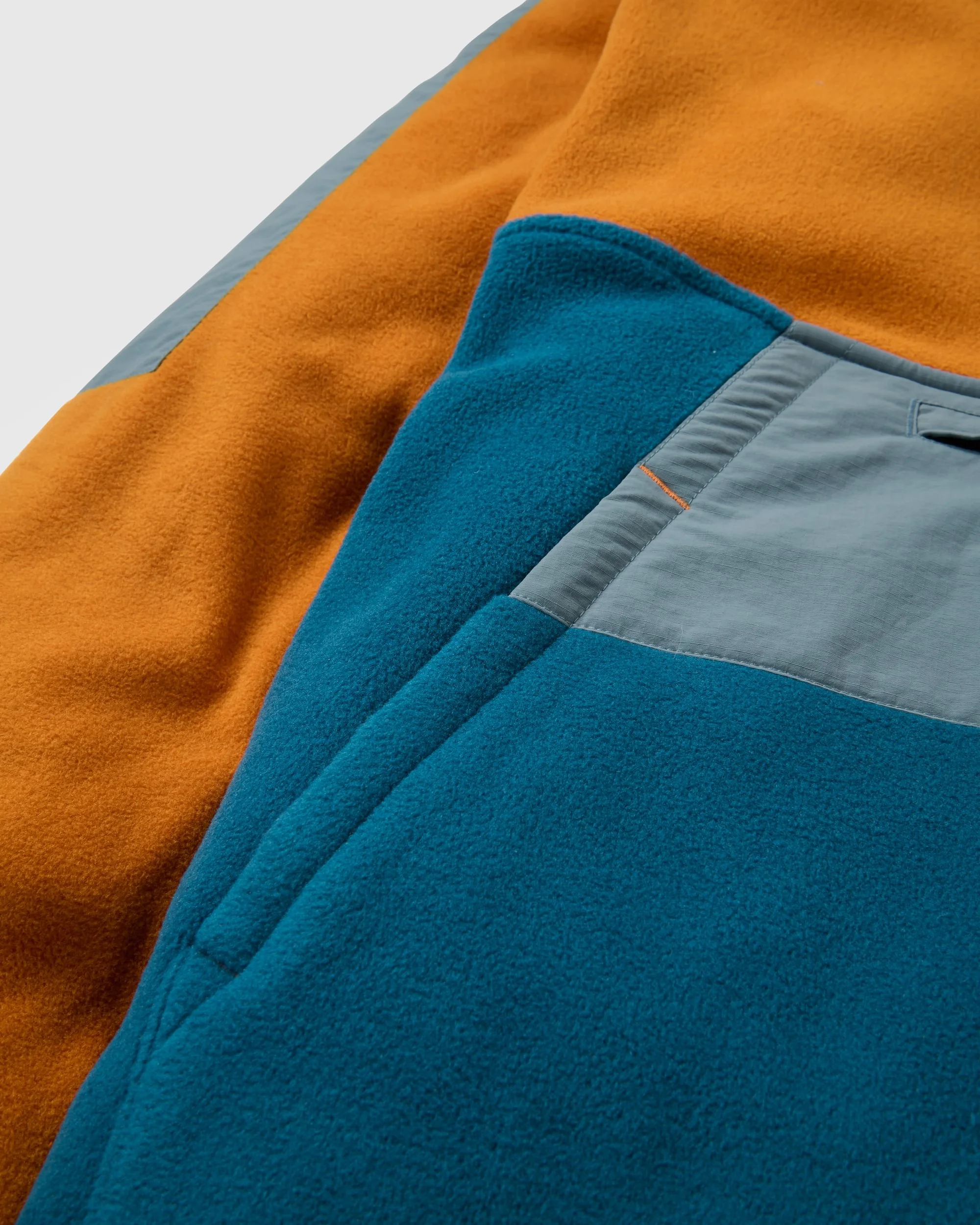 Woodland Hooded Polartec® Fleece - Retro Orange/Tidal Blue - Image 5