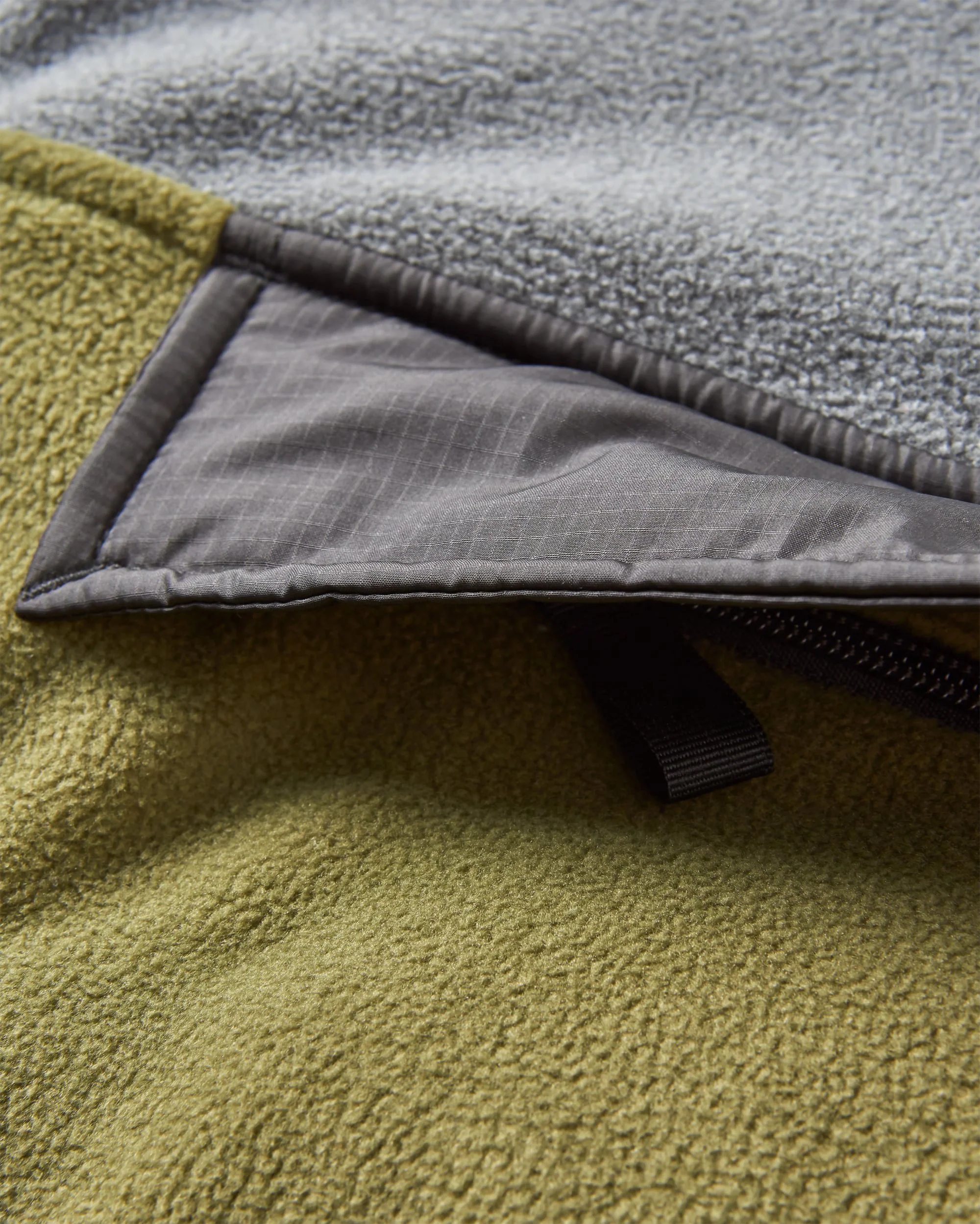 Woodland Hoodless Polar Fleece - Grey Marl/Khaki - Image 5
